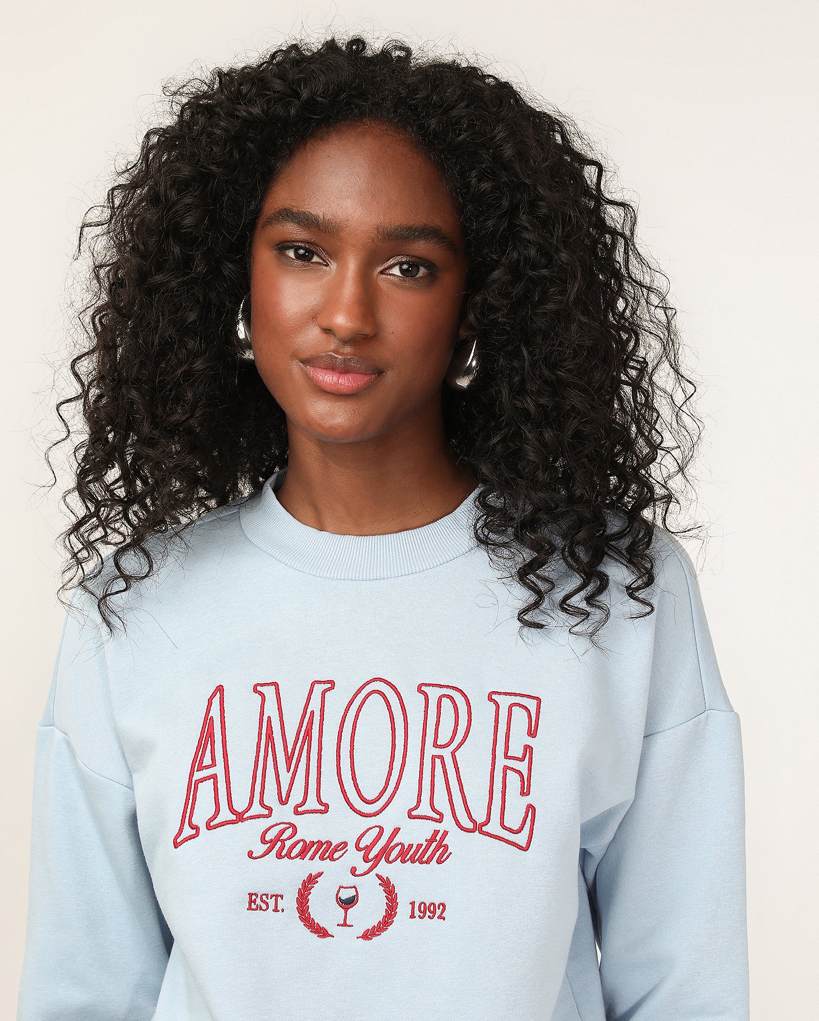Blusa de moletom feminina com felpa amore Rome youth azul | Pool — foto 3