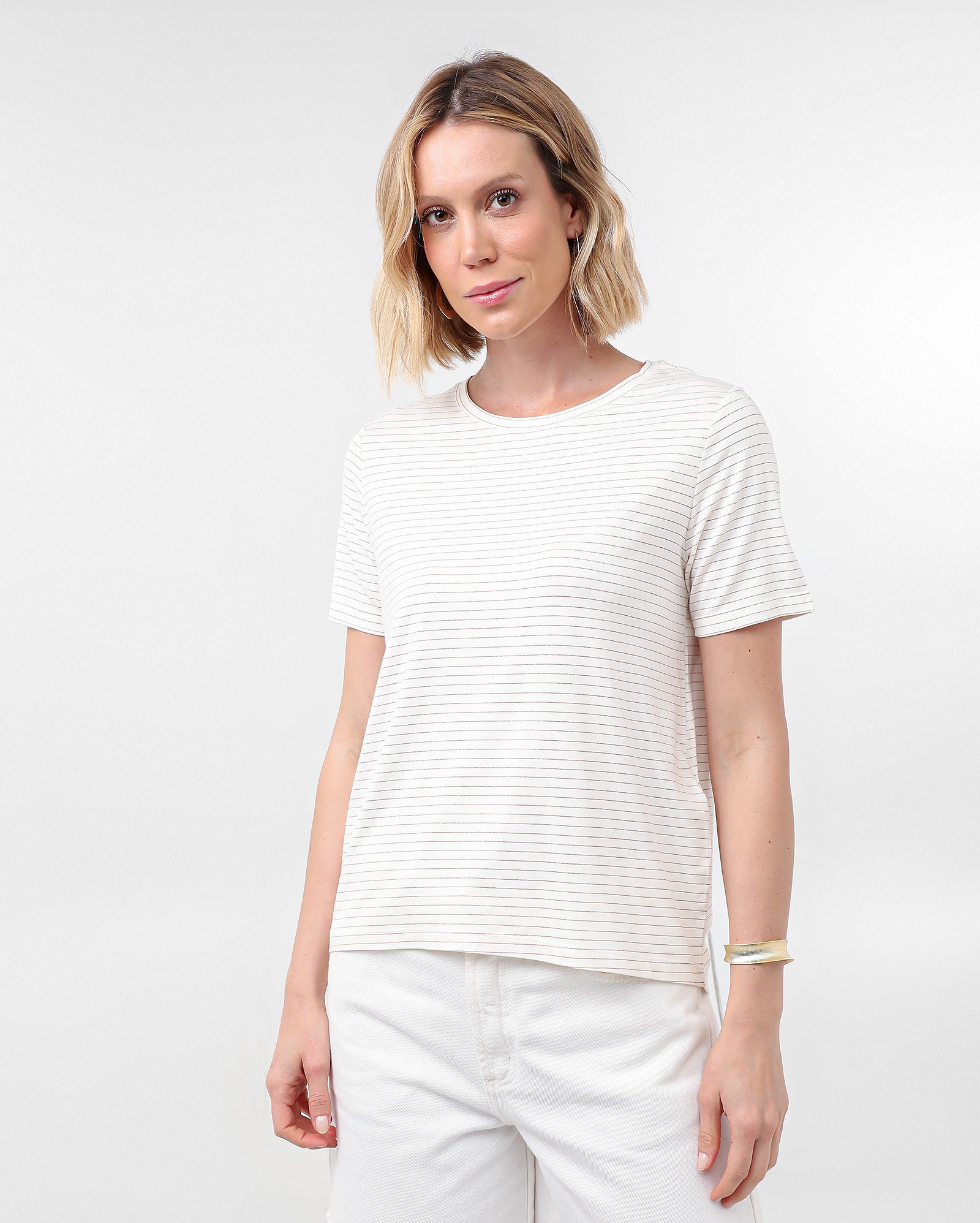 Camiseta feminina em listras branca | AK by Riachuelo