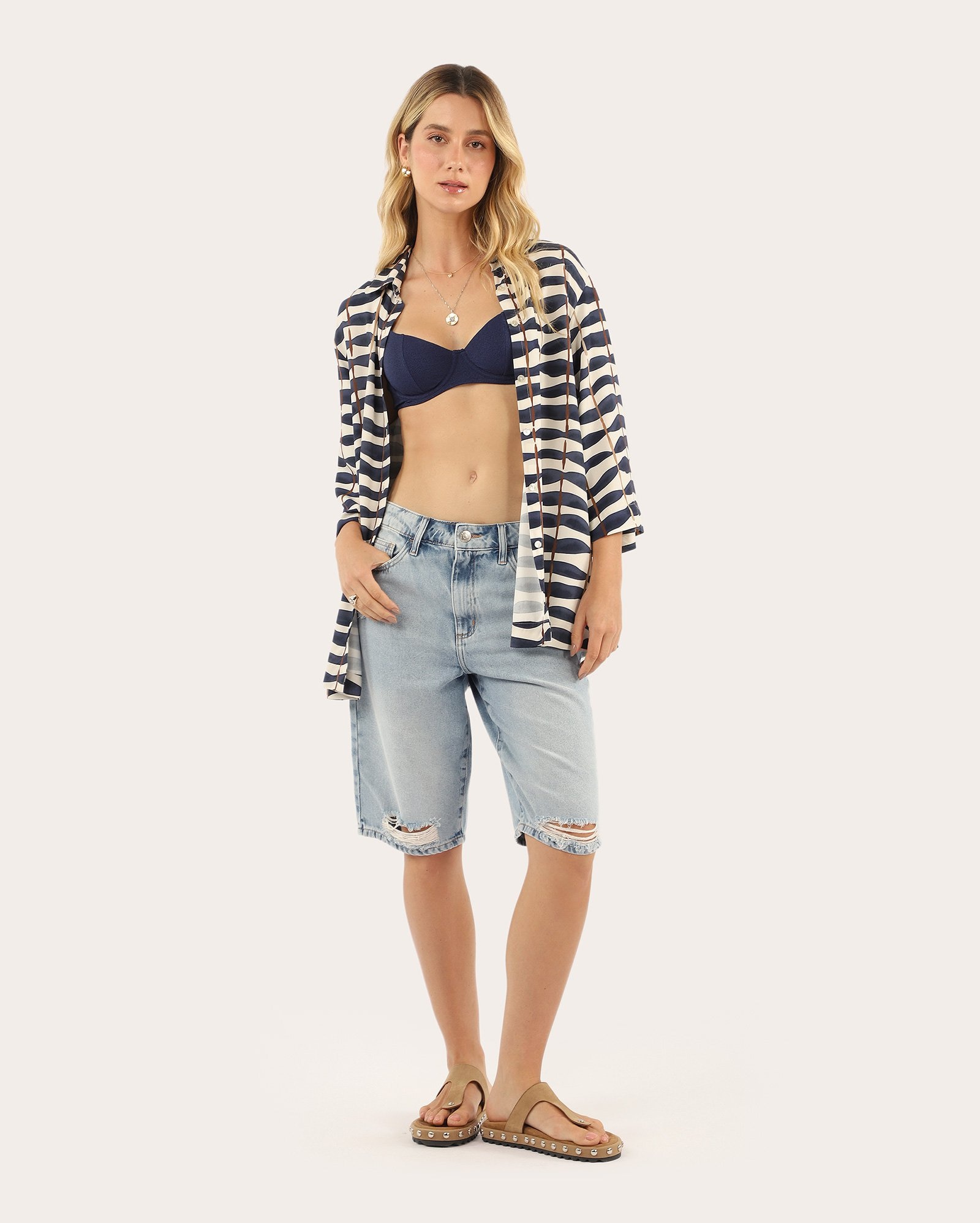 Jorts jeans feminino destroyed - denim claro | Pool Jeans