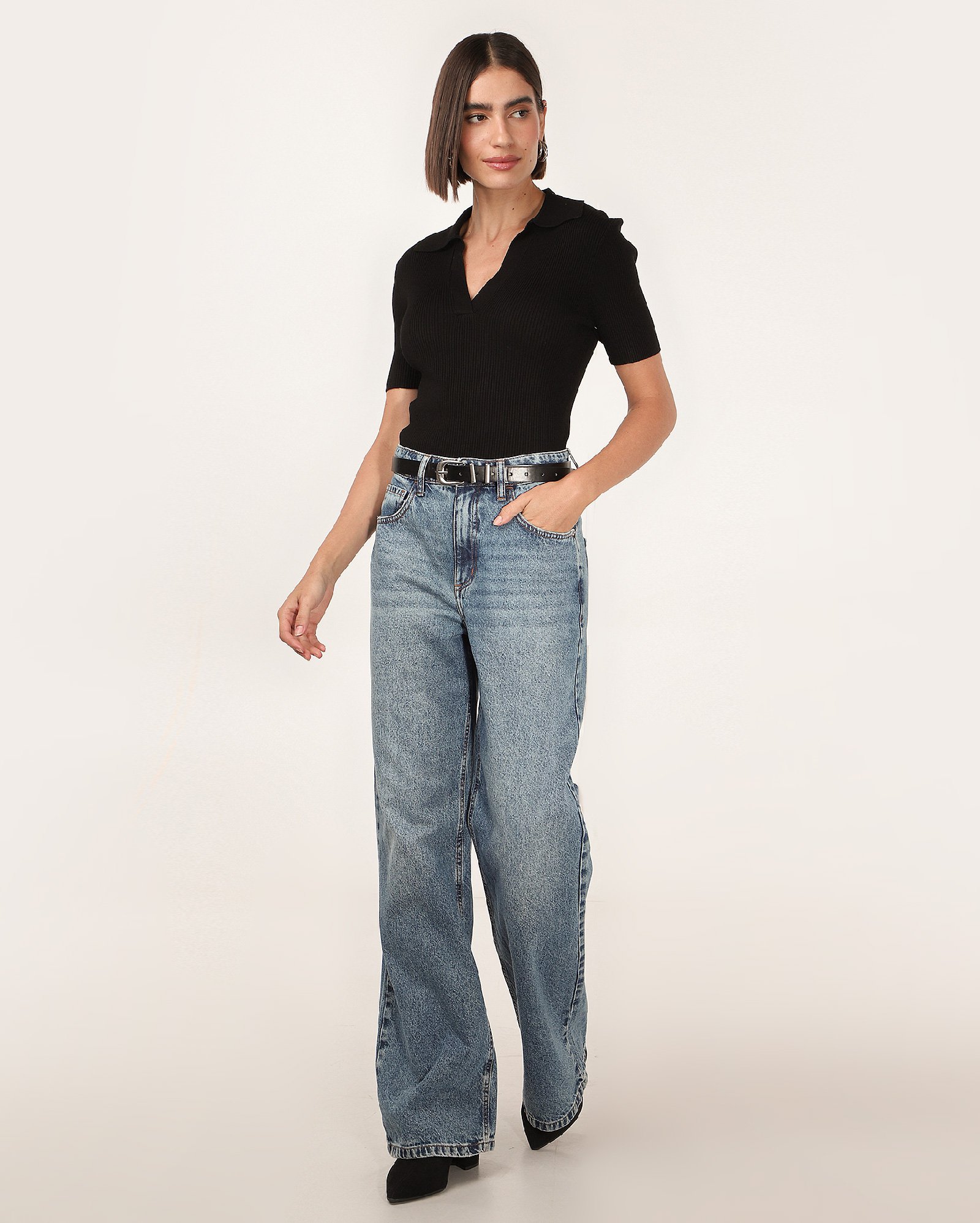 Camisa polo feminina em tricot canelado - Preto