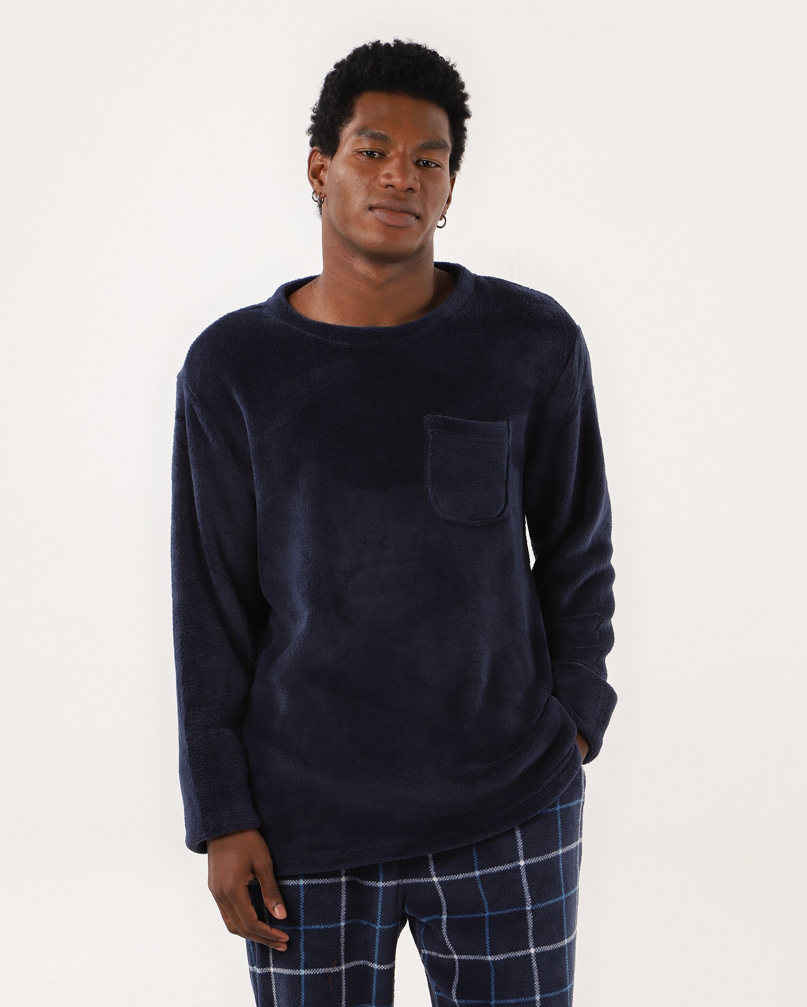 Pijama longo masculino fleece xadrez com bolso azul | Riachuelo