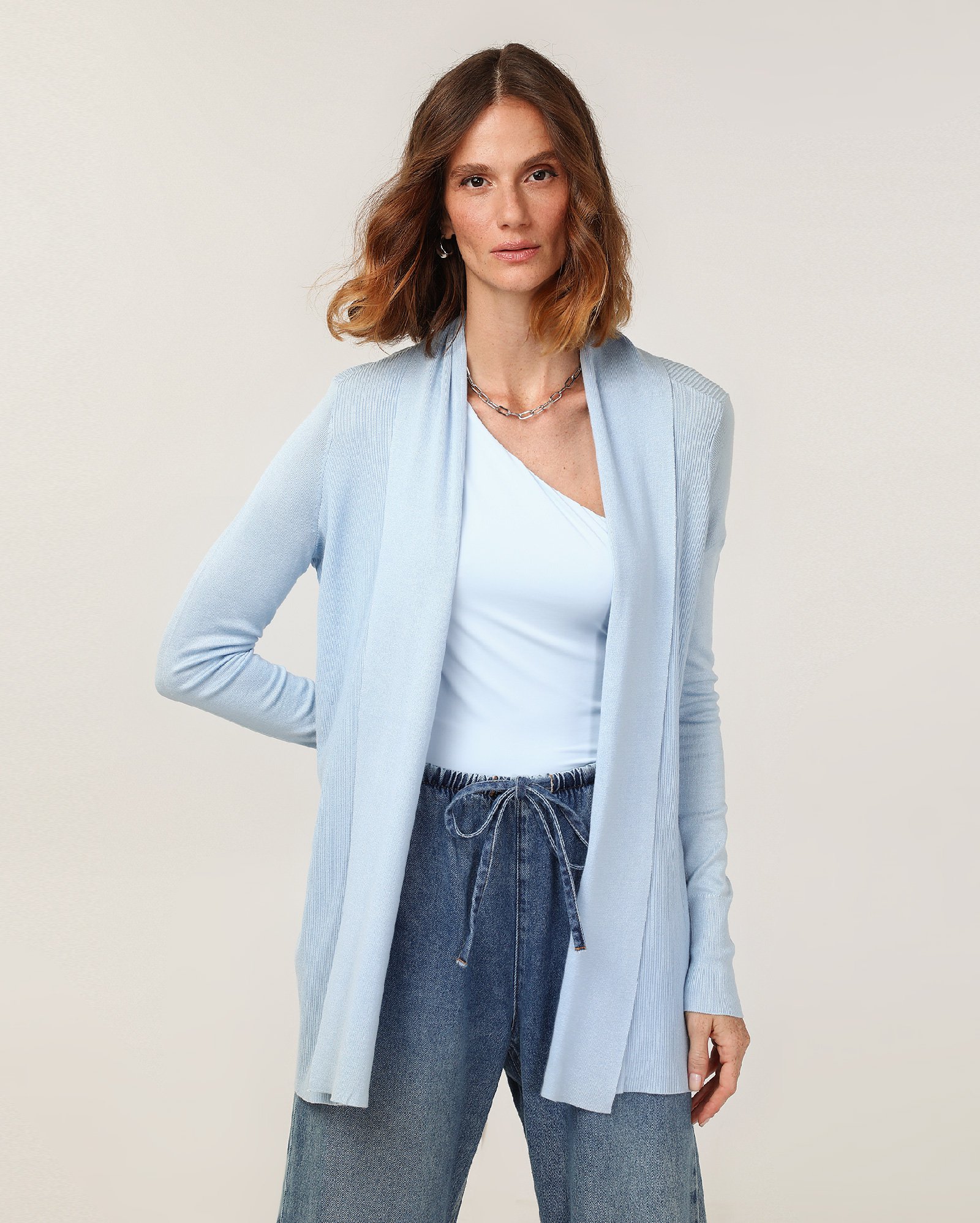Cardigan feminino em tricot aberto - Azul Claro | AK by Riachuelo