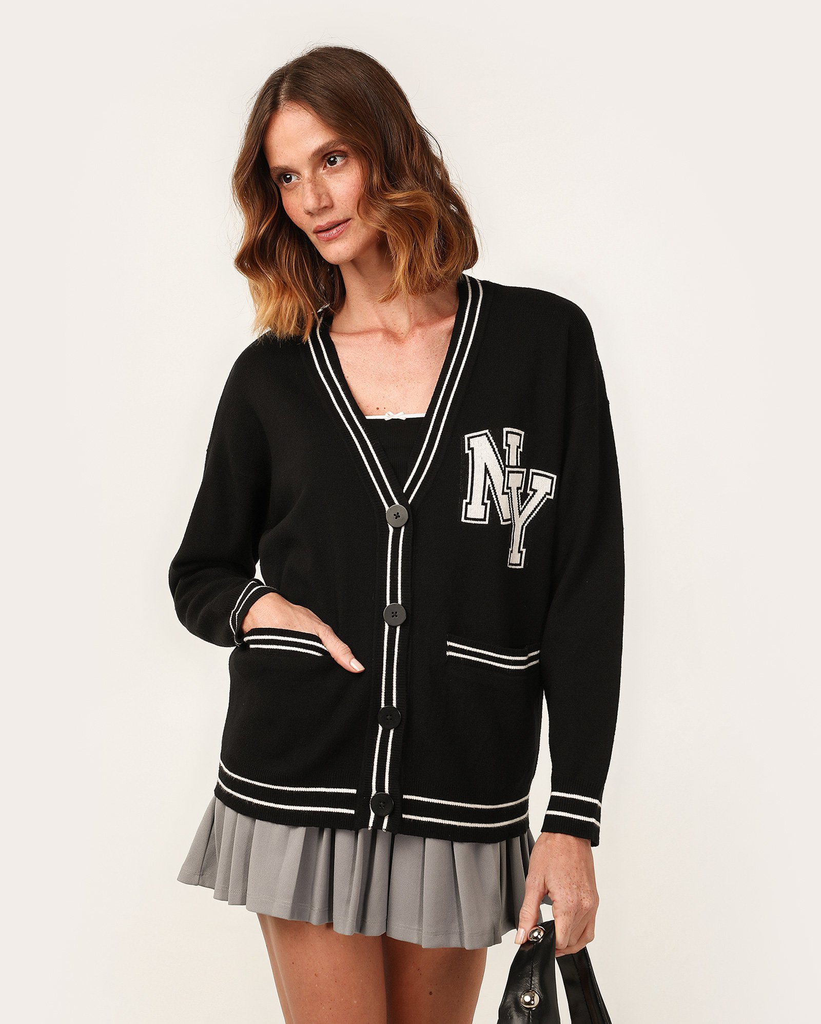 Cardigan feminino alongado de tricot liso NY preto | Pool