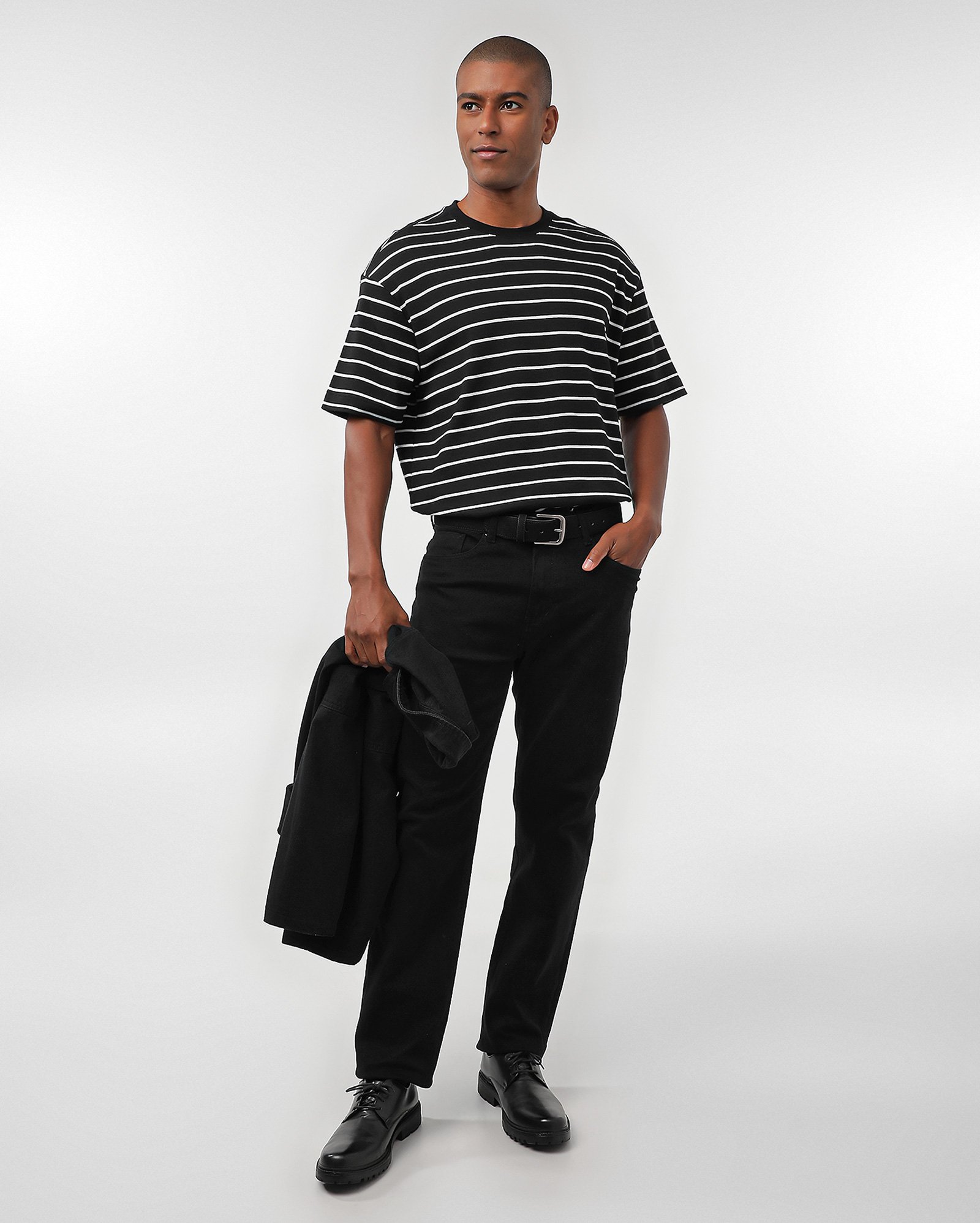 Calça sarja masculina reta com bolsos preta | Pool Jeans
