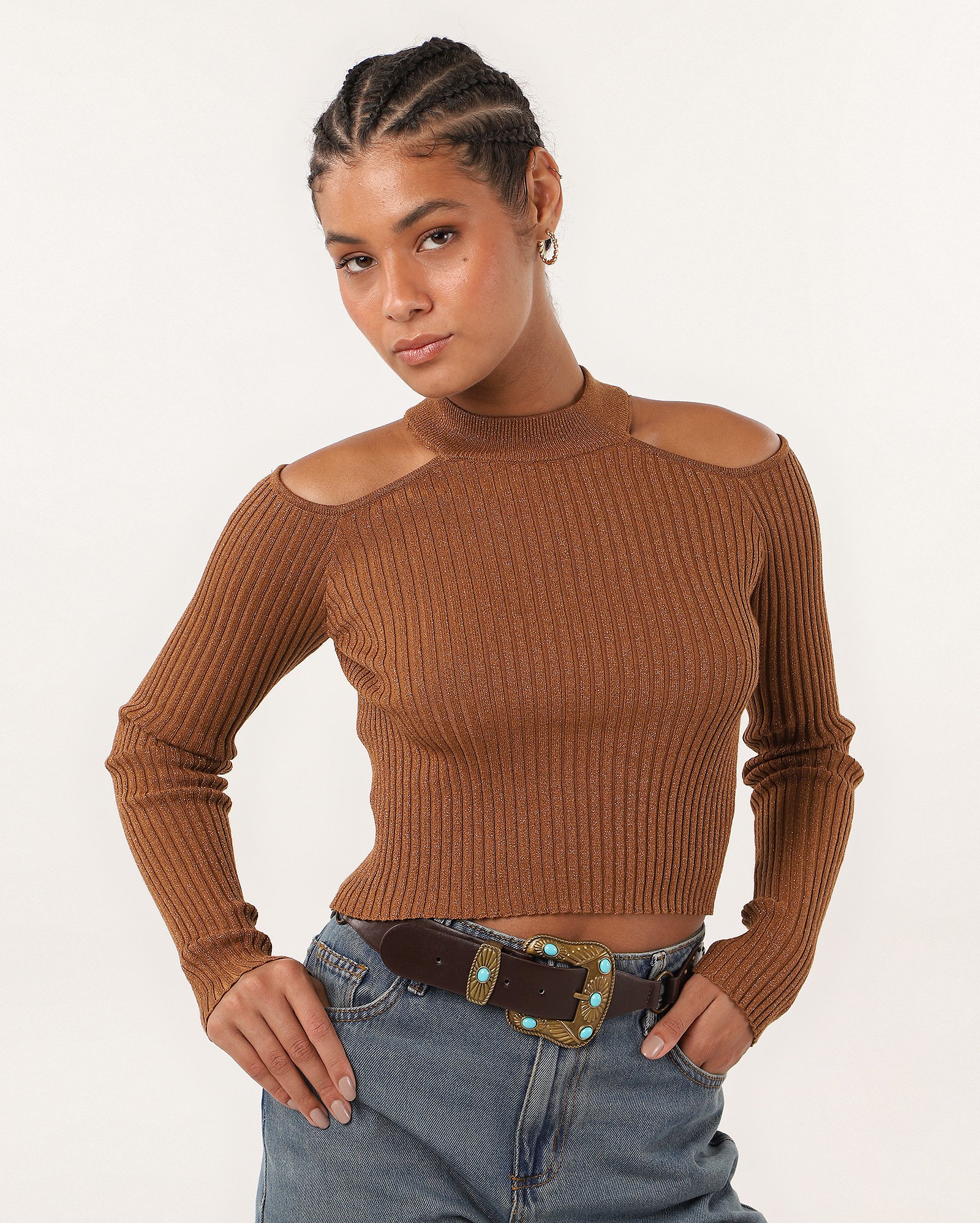 Blusa cropped tricot canelado recorte nos ombros e brilho marrom | Pool