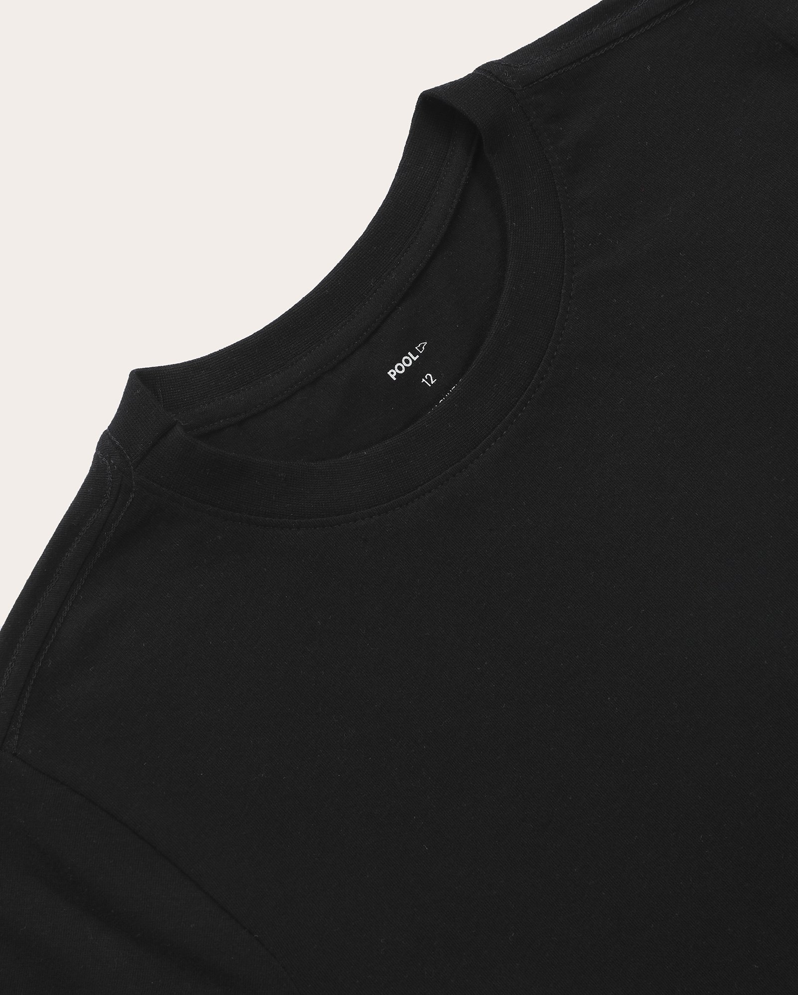Camiseta juvenil regular lisa - Preto