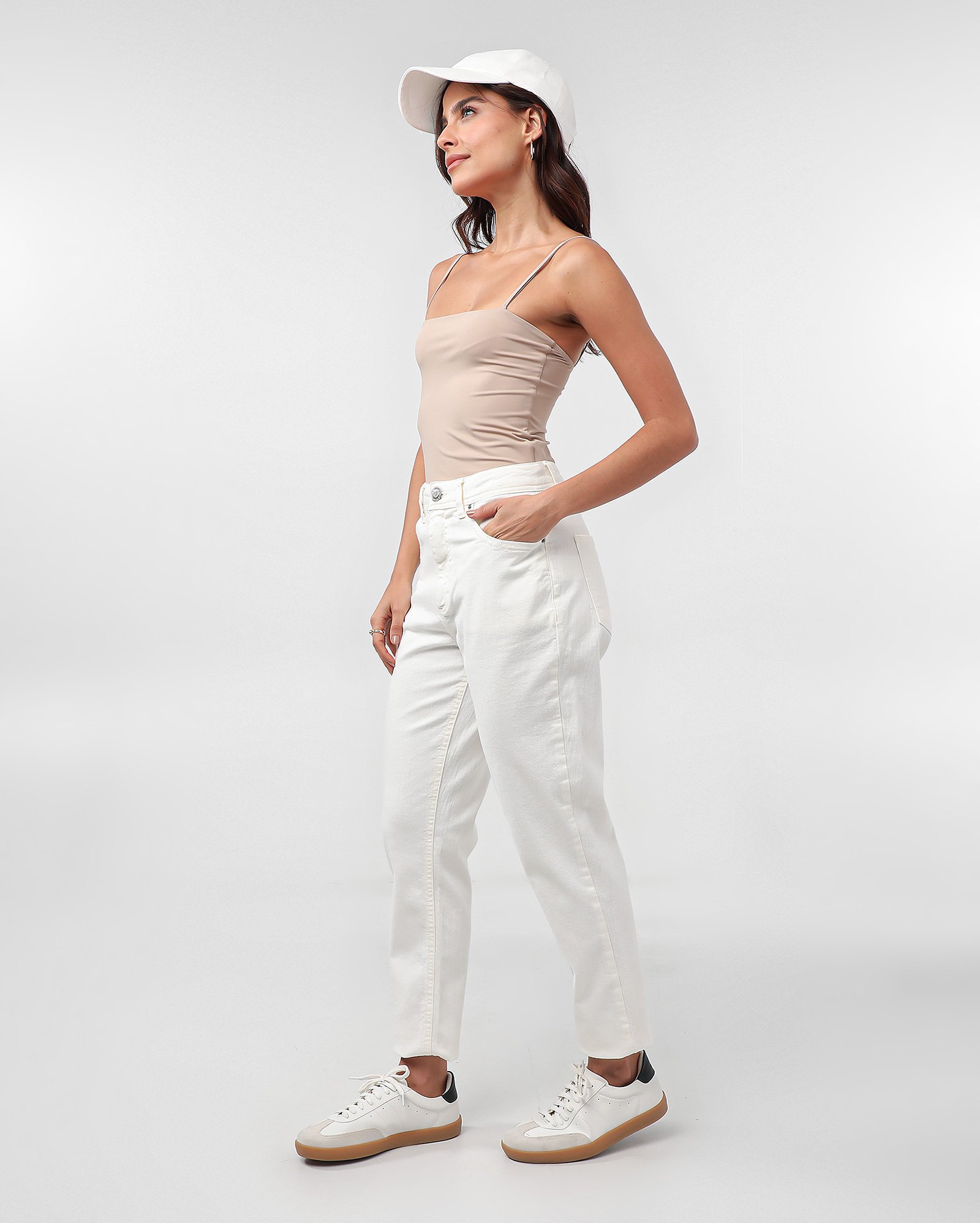 Calça jeans feminina mom cintura alta - Branco | Pool Jeans
