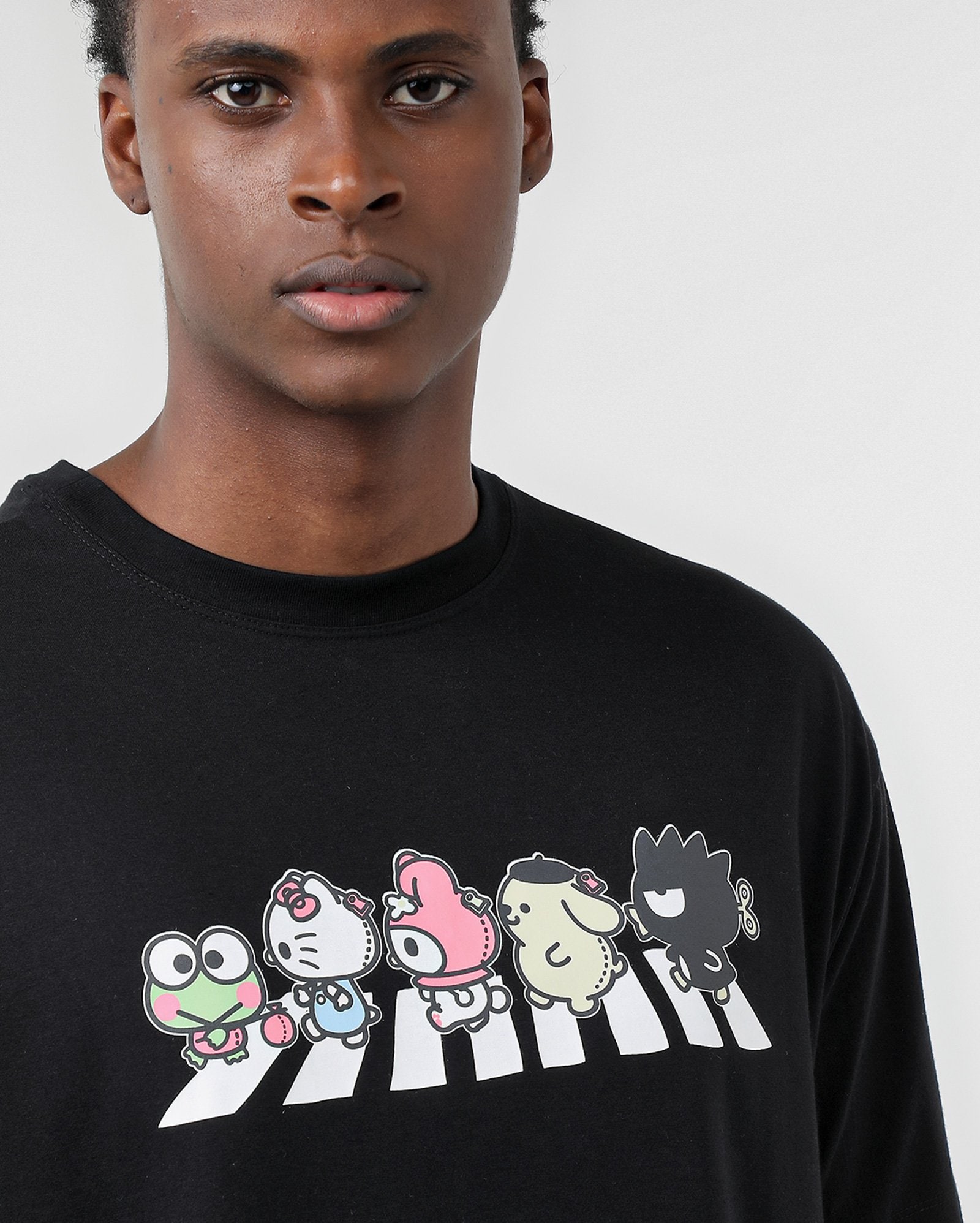 Riachuelo Camiseta Hello Kitty Abbey Road Preta Fanlab