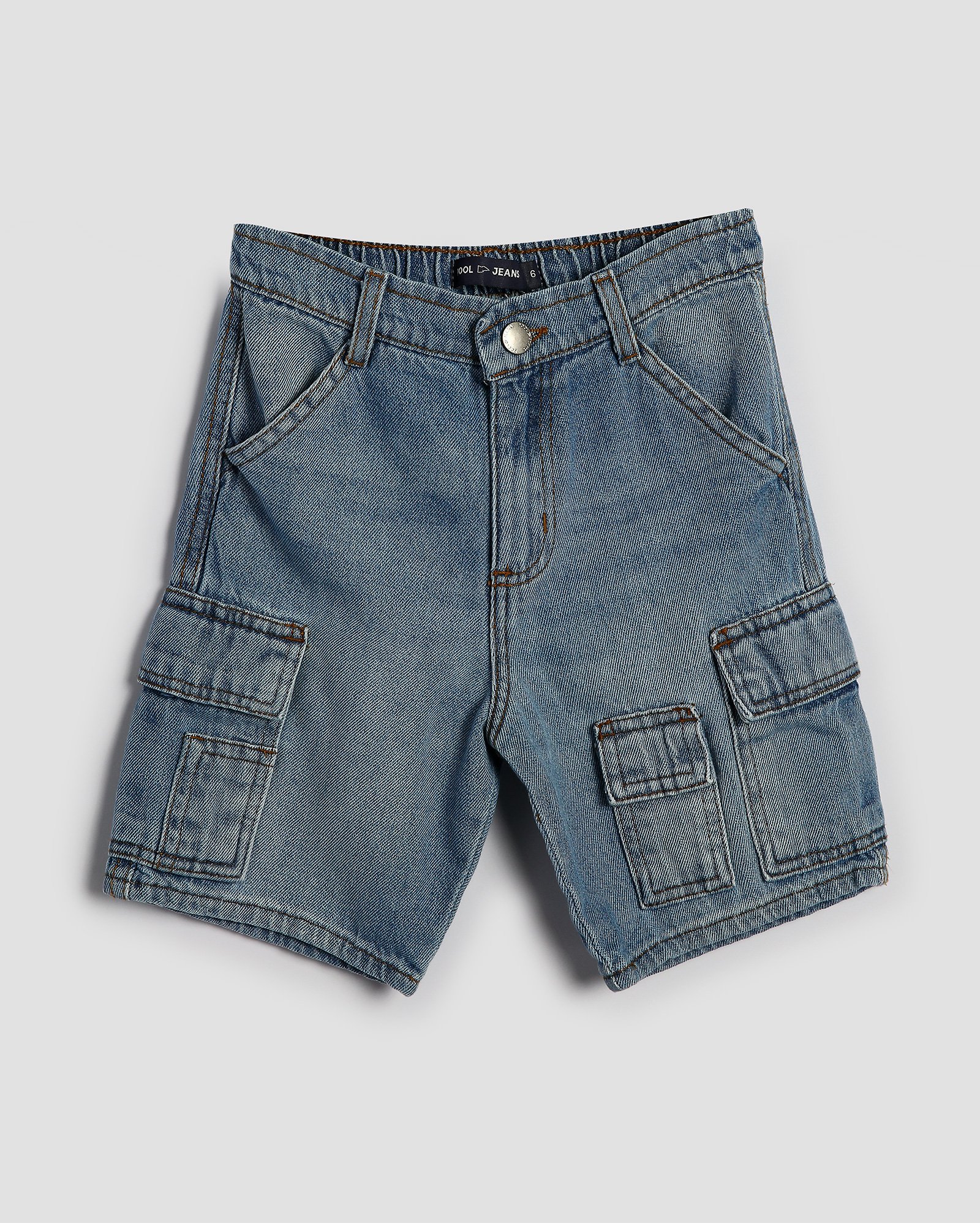 Bermuda jeans infantil bolsos cargo estonada 4-10A denim médio | Pool Kids