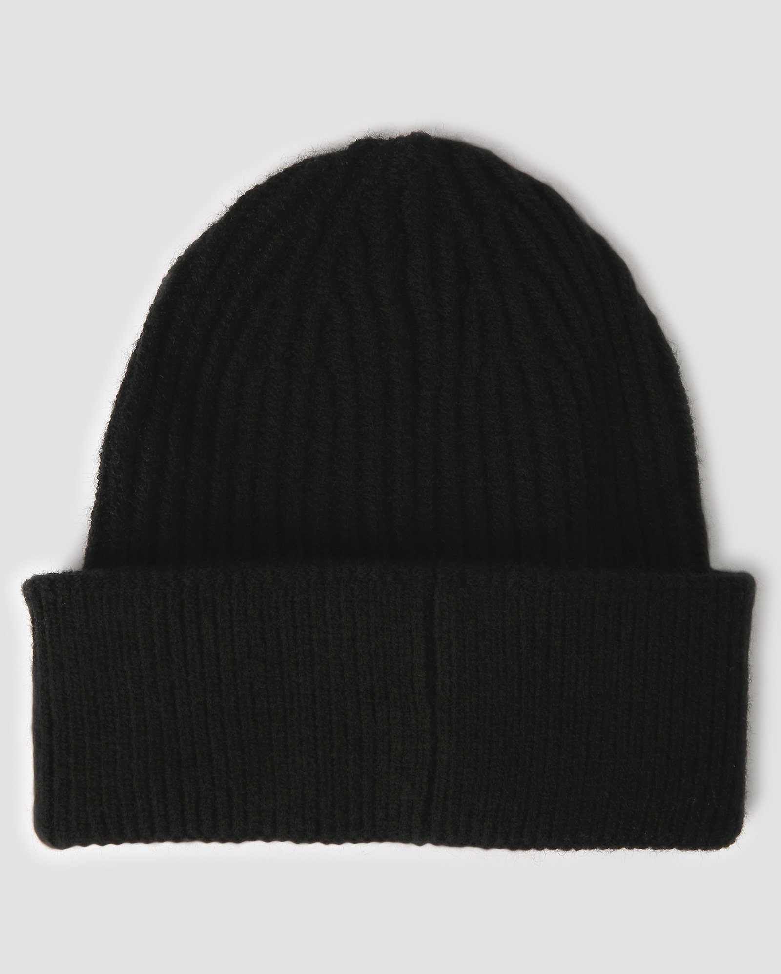 Gorro masculino com dobra liso preto | Accessori by Riachuelo