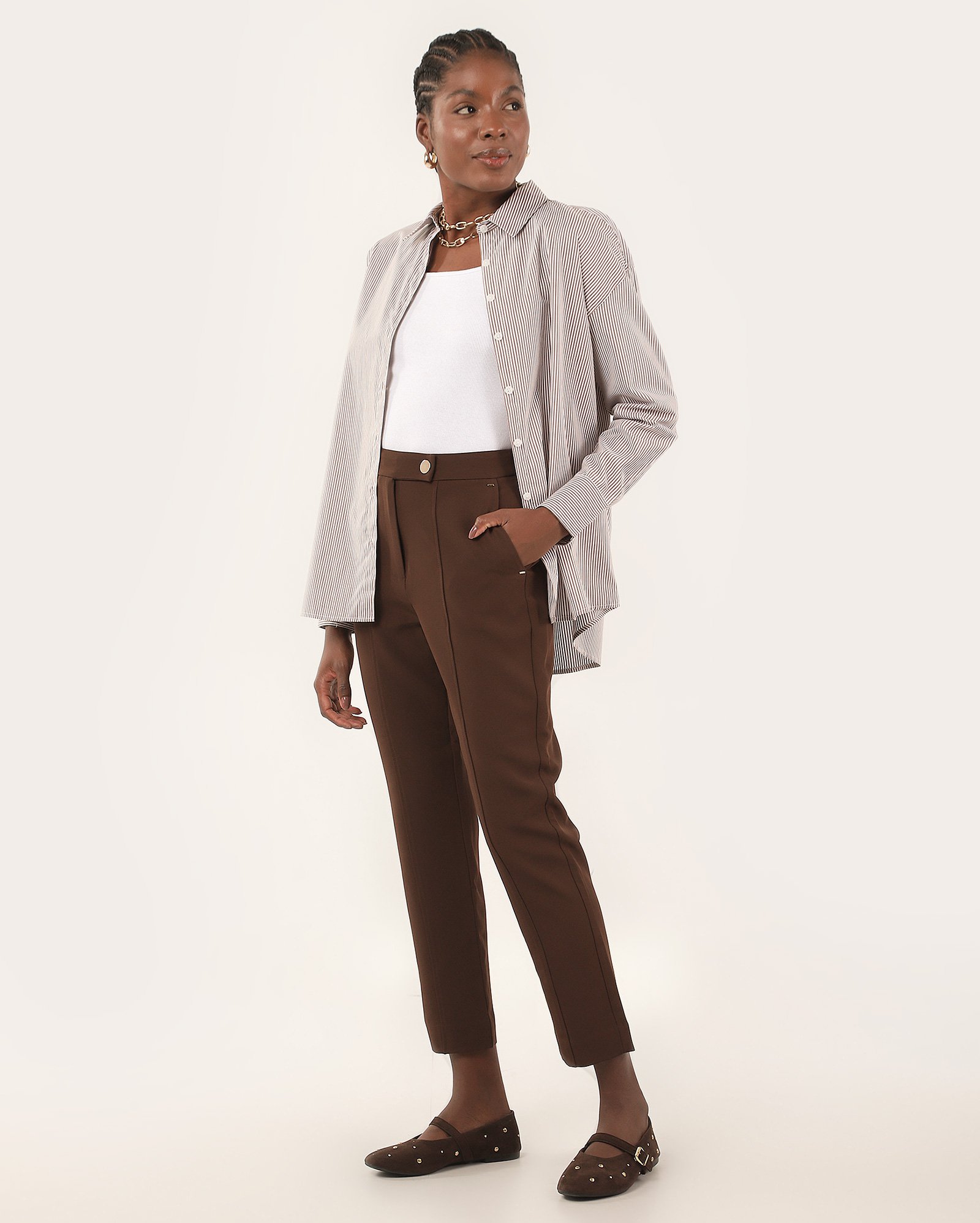 Calça feminina Aurora cenoura alfaiataria - Marrom Escuro