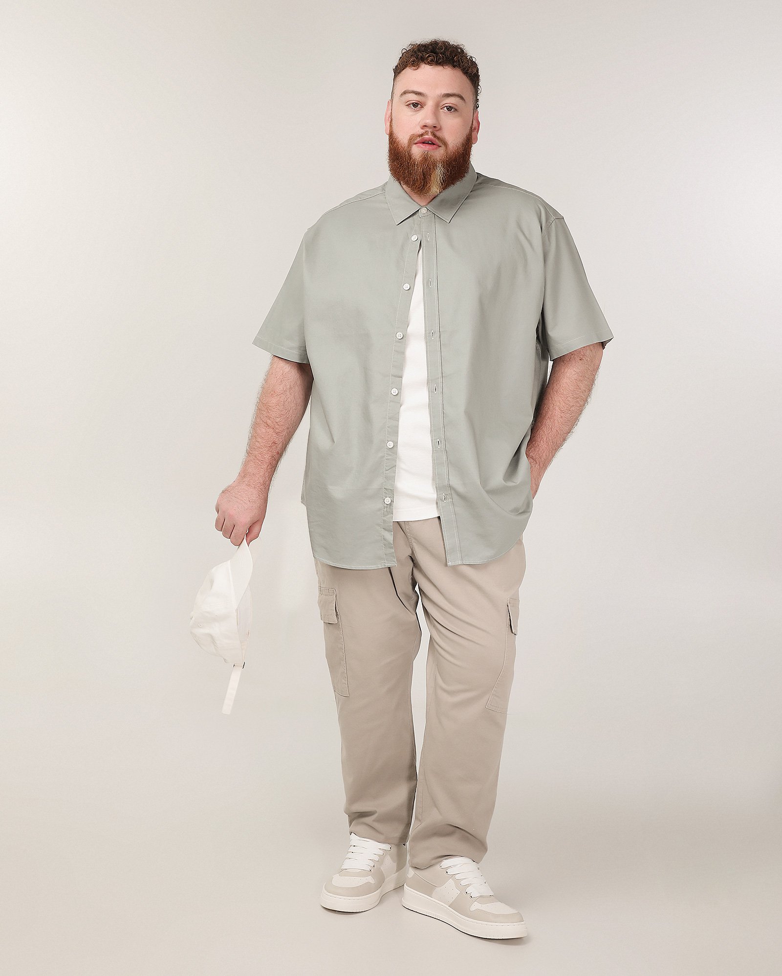 Calça sarja plus size masculina jogger cargo bege | Pool Jeans