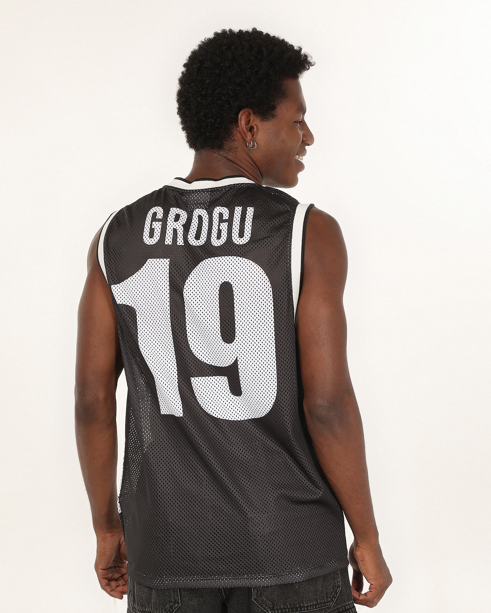 Regata masculina regular esportiva Grogu estampado preta | Star Wars