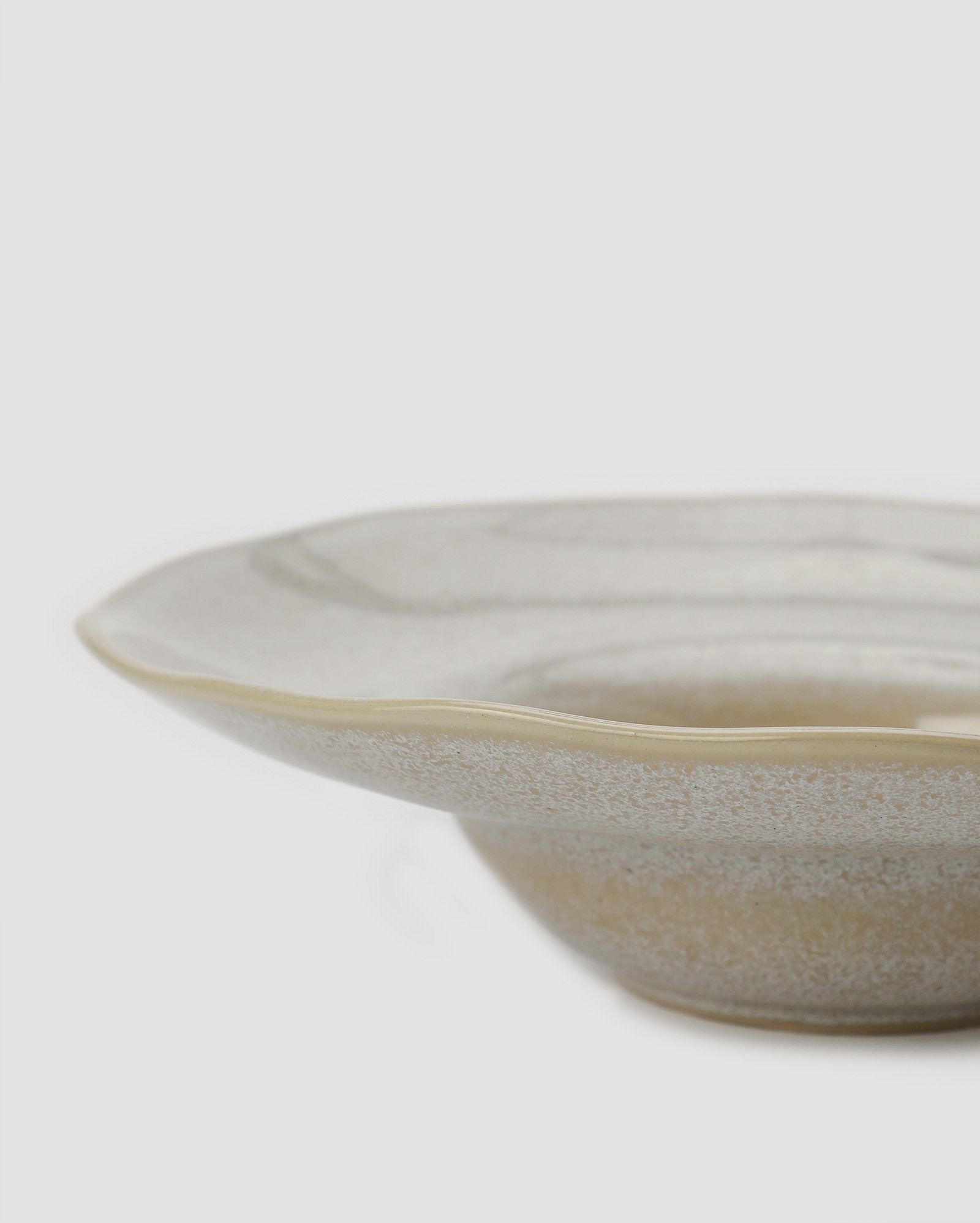Prato fundo de massa stoneware Latte 28cm off-white | Porto Brasil