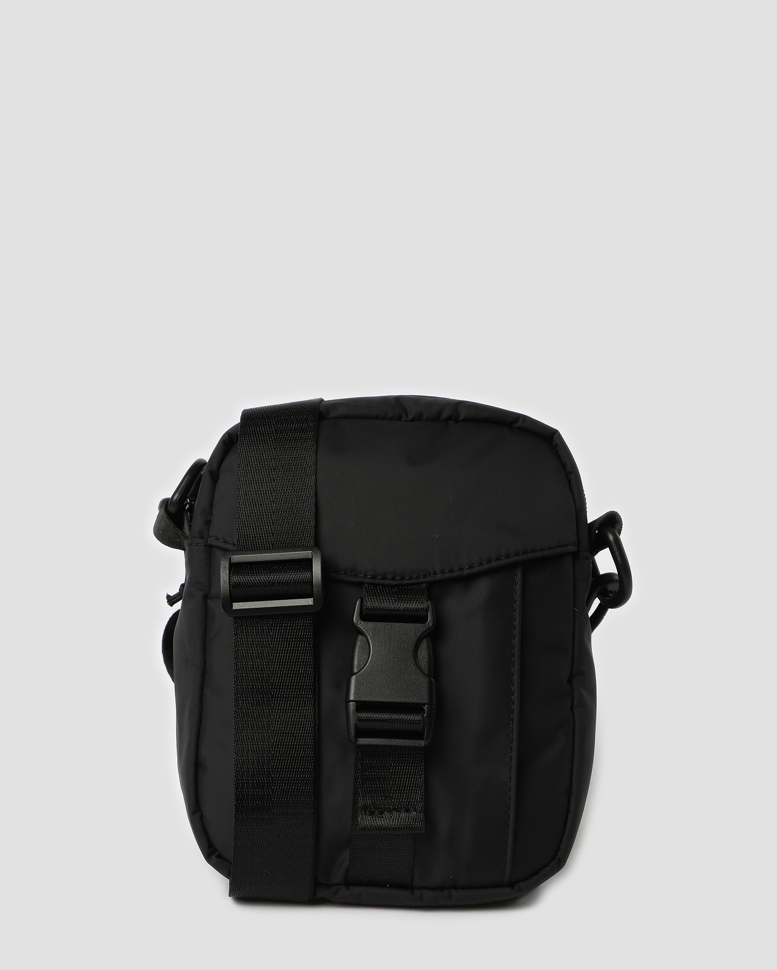 Pochete masculina crossbody com engate preta