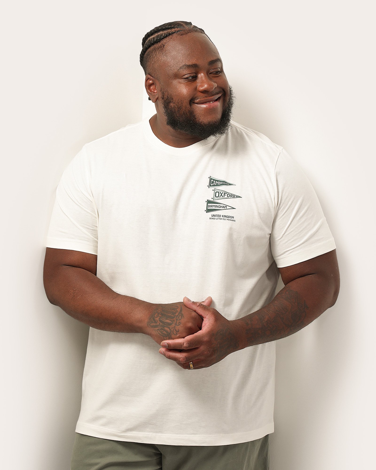 Camiseta plus size masculina regular United Kingdom branca | Original Plus by Riachuelo