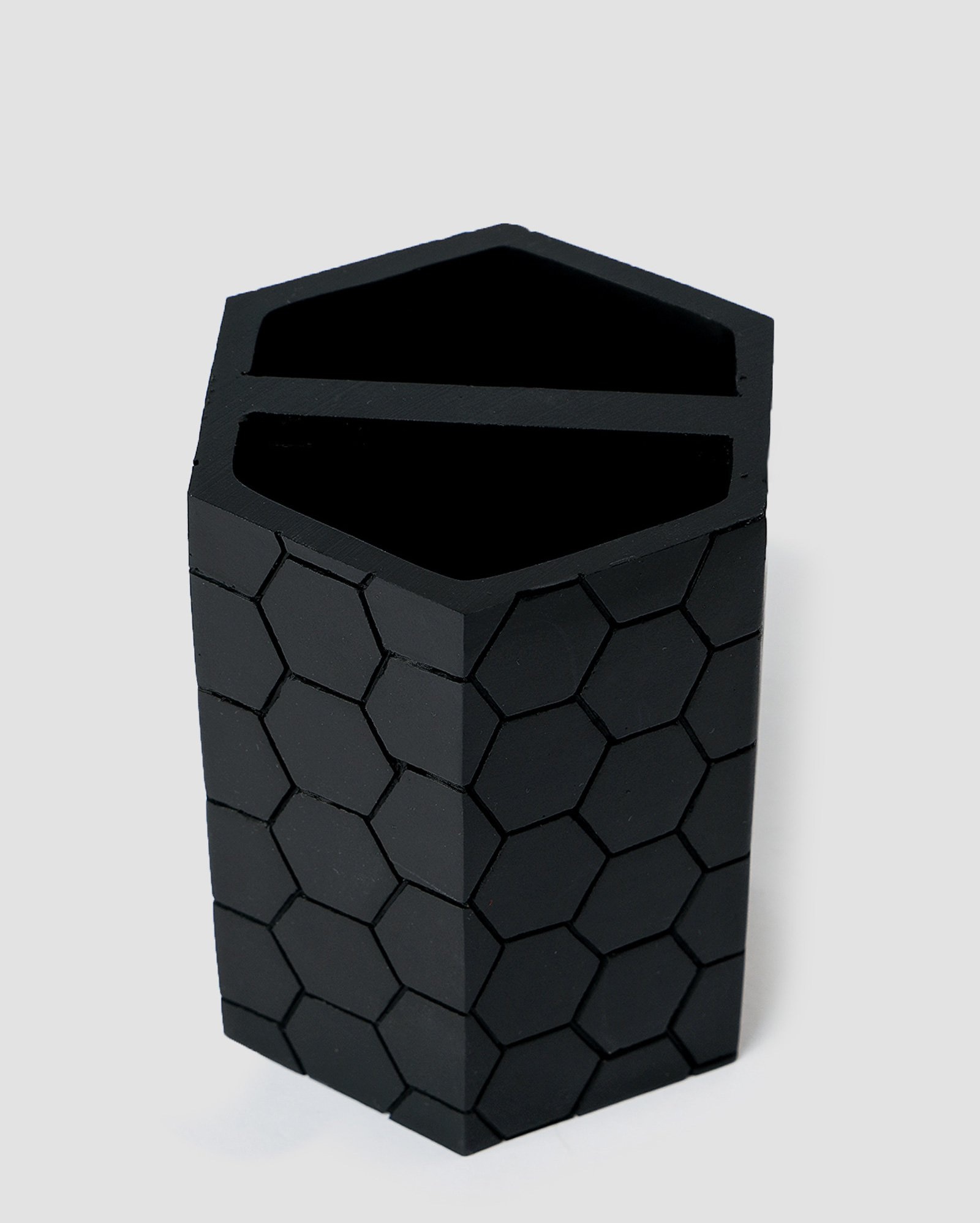 Porta-escova de dentes poliresina Bee preto | Casa Riachuelo