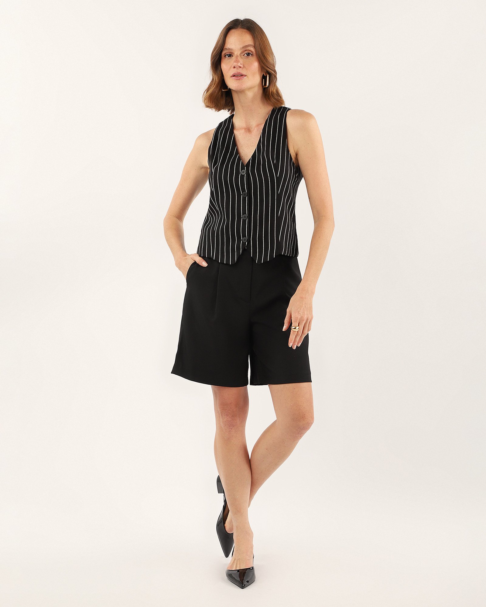 Colete feminino em viscolinho risca de giz - Preto
