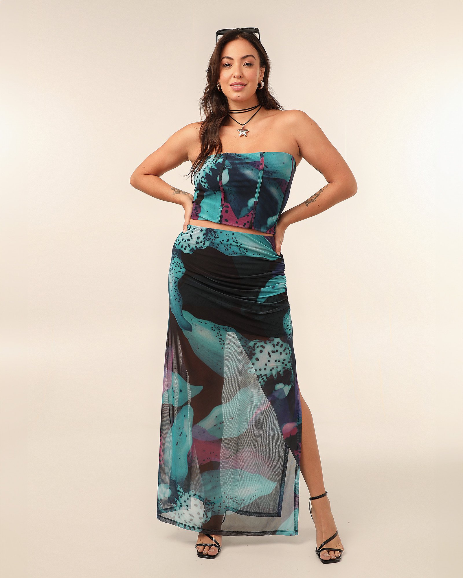 Saia midi em tule franzida estampada - Multicor | Makai + Riachuelo