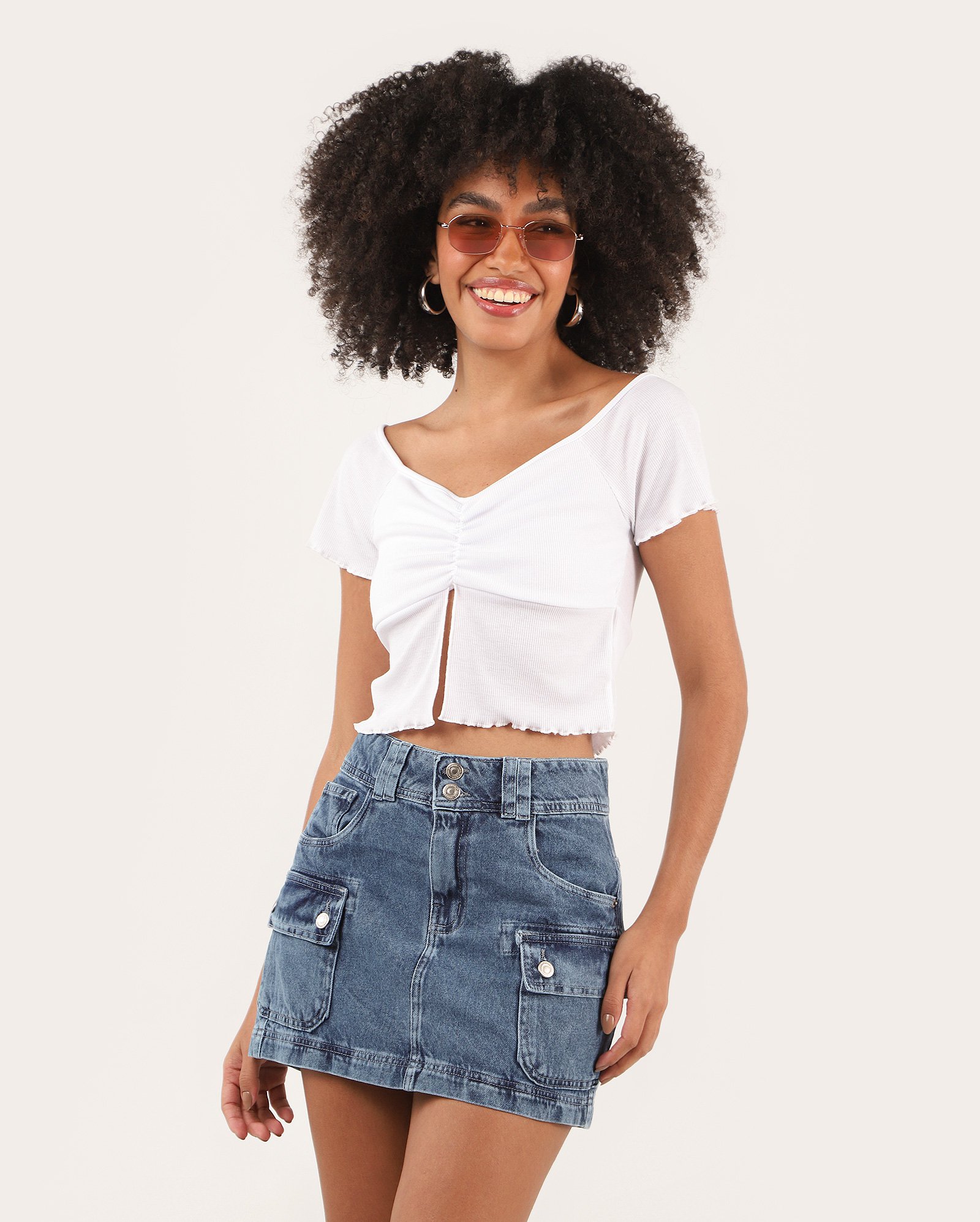 Mini saia jeans estonada bolsos cargo denim médio | Pool Jeans