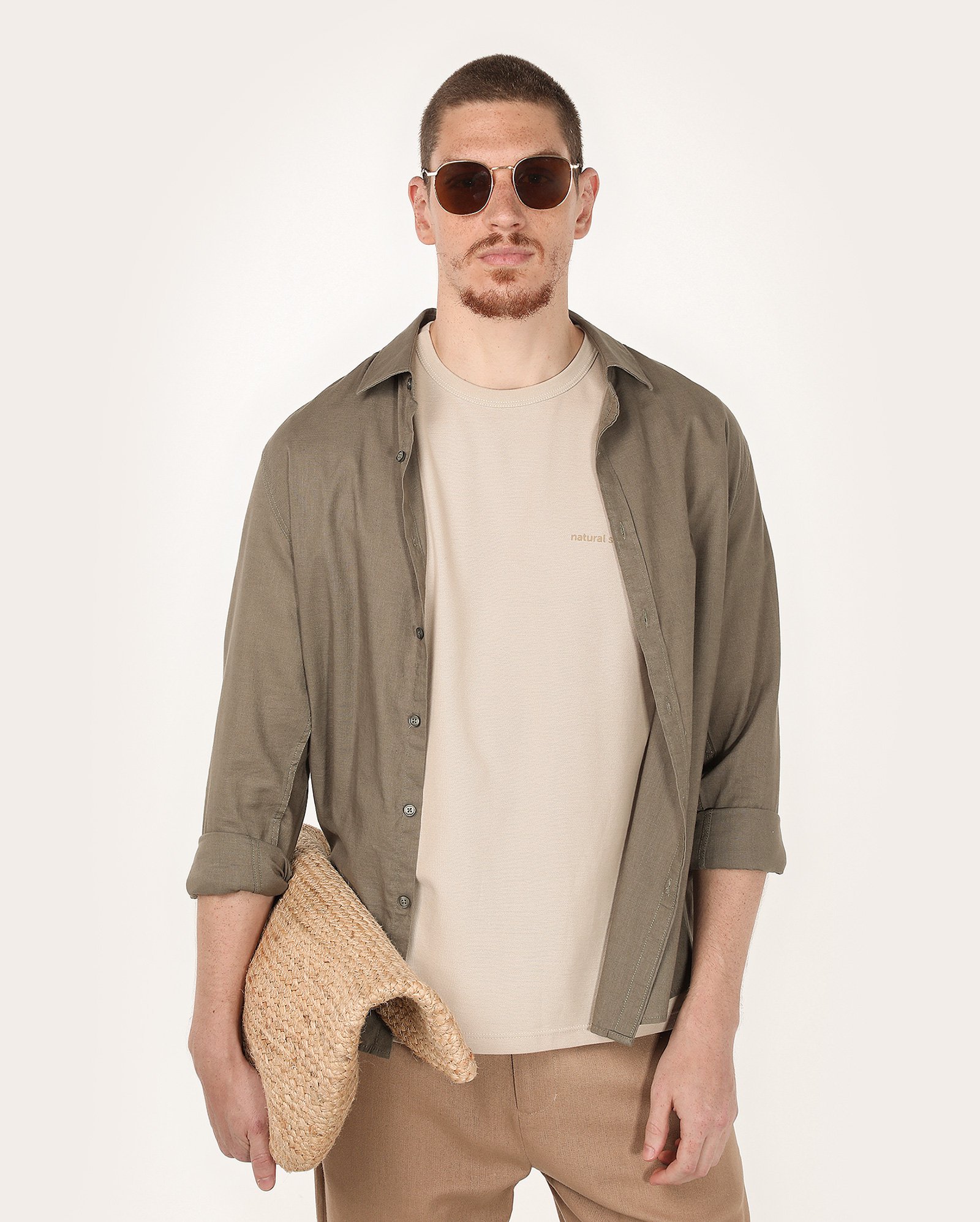 Camiseta masculina regular lettering natural sand bege