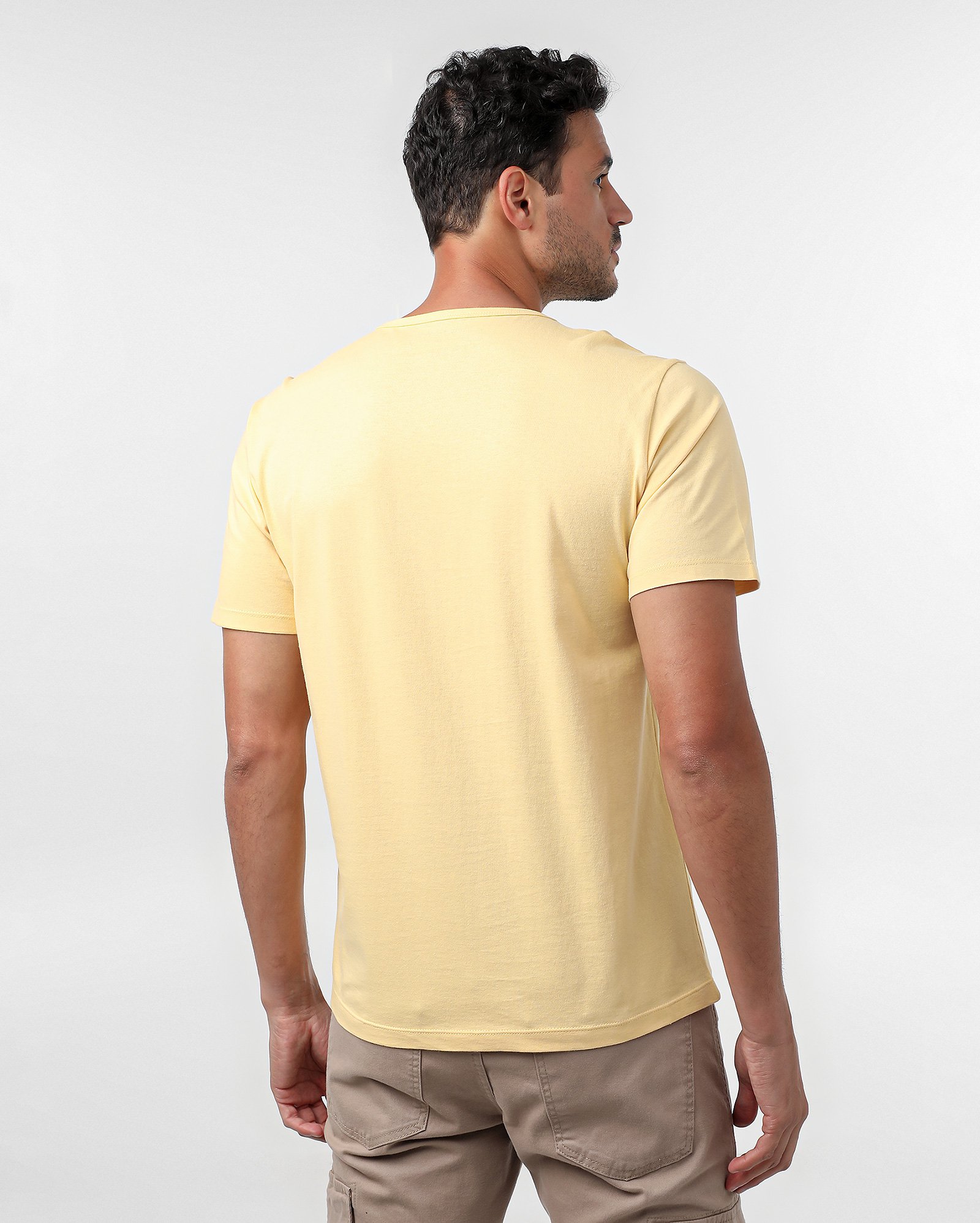 Camiseta masculina básica regular - Amarelo Claro