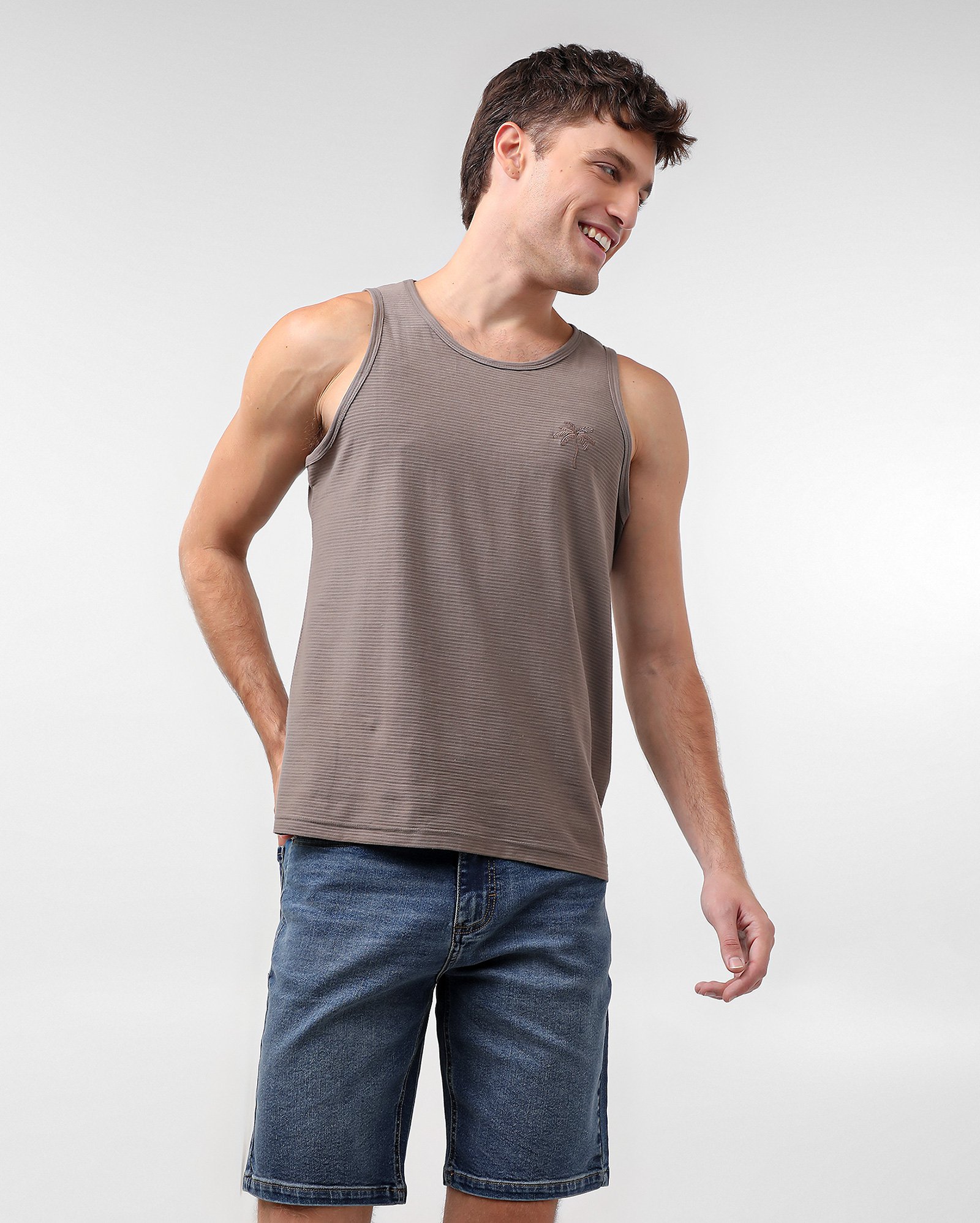 Bermuda jeans masculina reta 5 bolsos denim médio | Pool Jeans