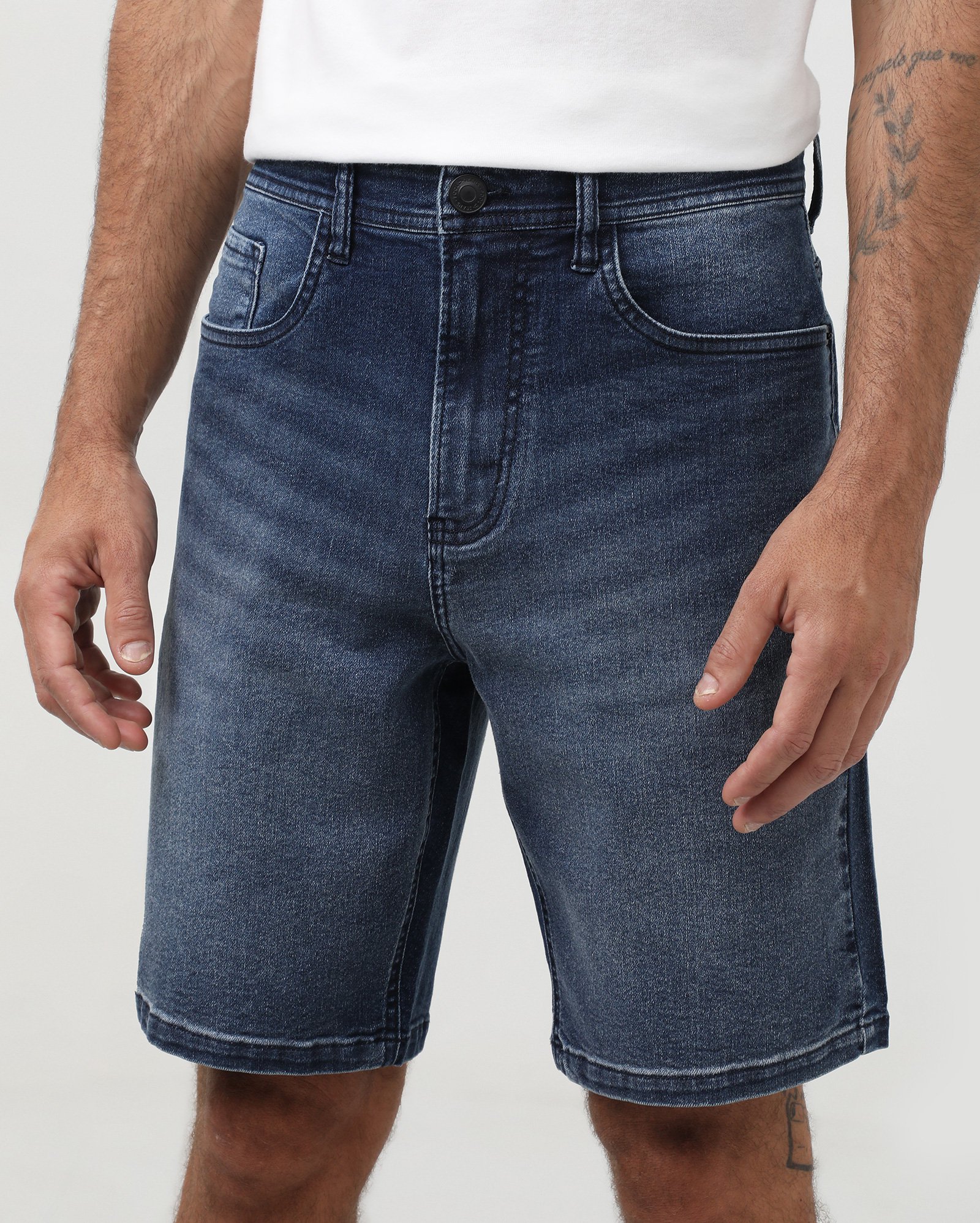 Bermuda jeans masculina reta denim médio | Pool Jeans