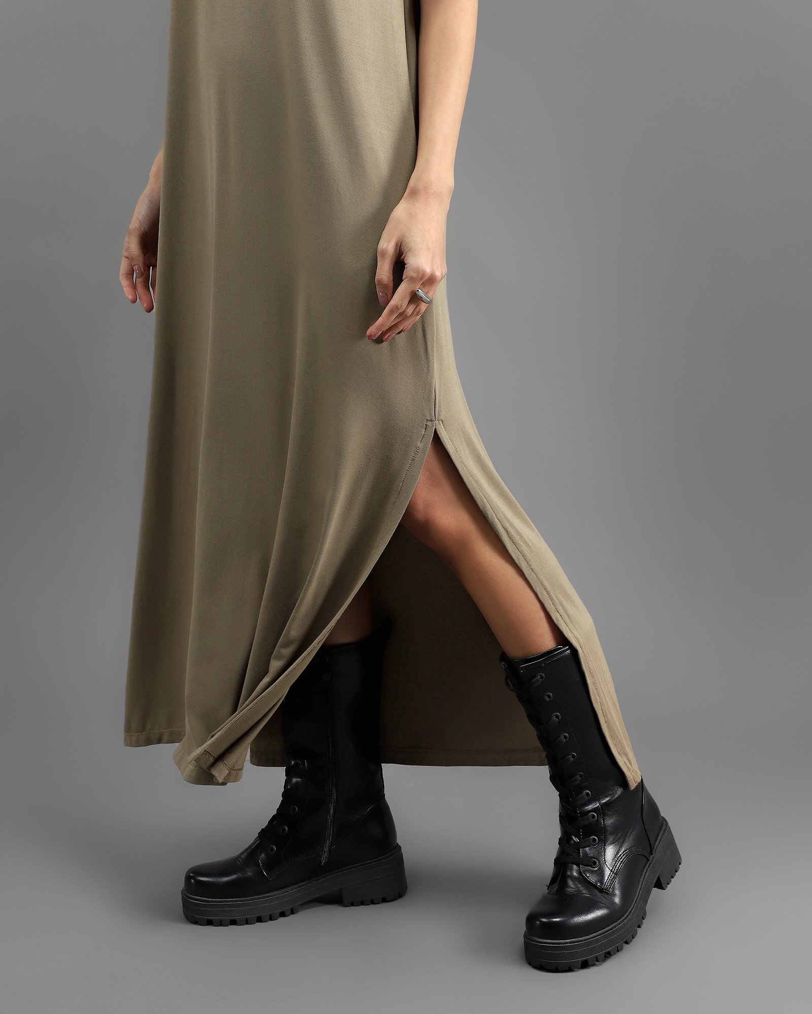 Vestido midi Tech UltraFresh - Verde Musgo