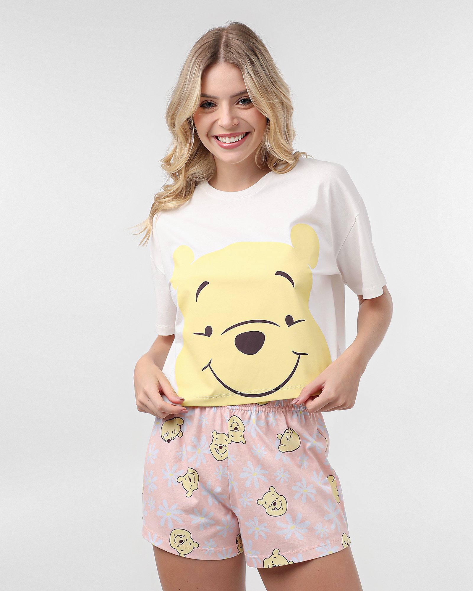 Pijama curto feminino Ursinho Pooh multicor | Disney