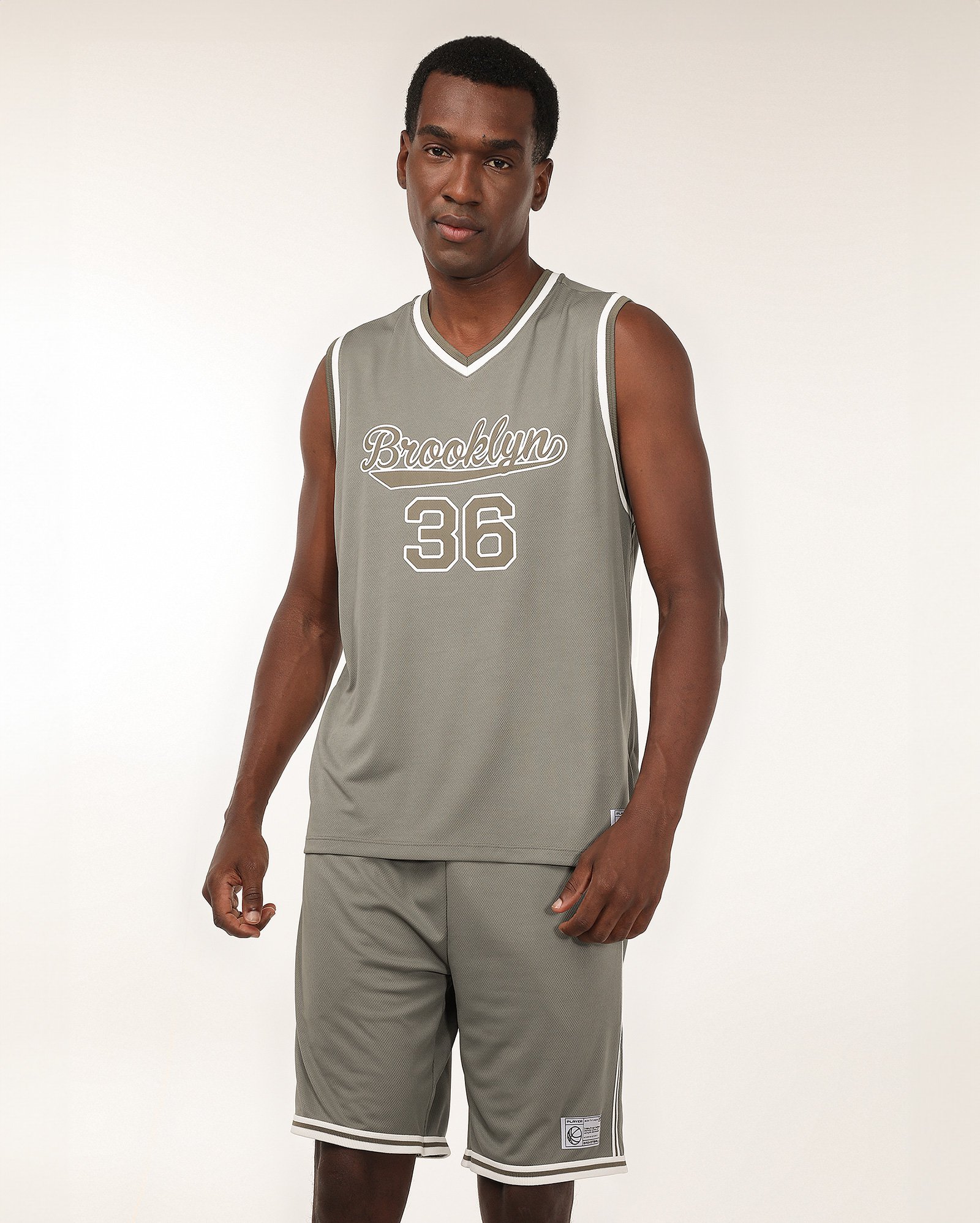 Regata esportiva masculina basquete Brooklyn 36 cinza | BodyWork by Riachuelo