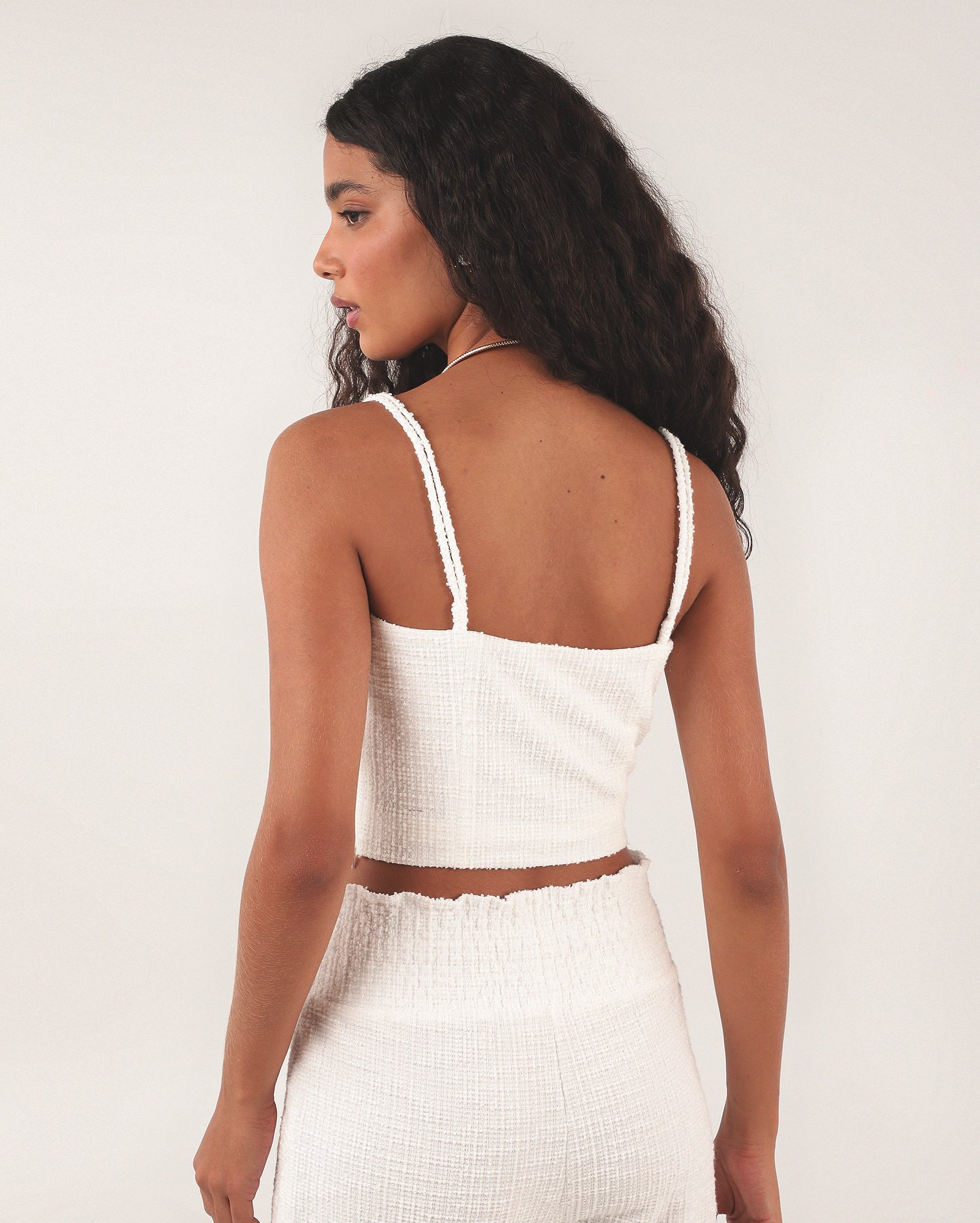 Regata cropped tecido bouclé alça dupla - Branco | Missinclof + Riachuelo — foto 4