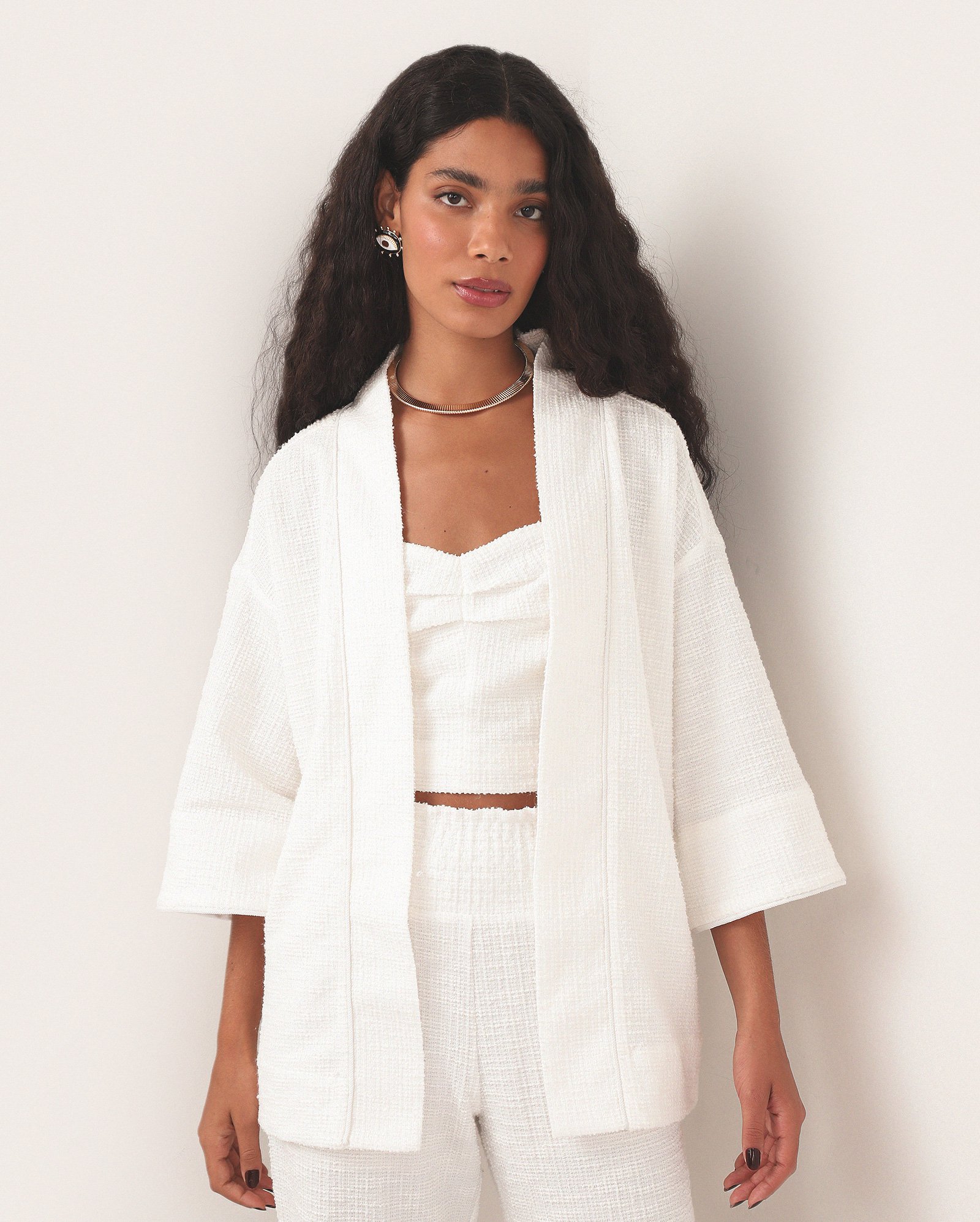 Kimono feminino em tecido bouclé manga ampla - Branco | Missinclof + Riachuelo