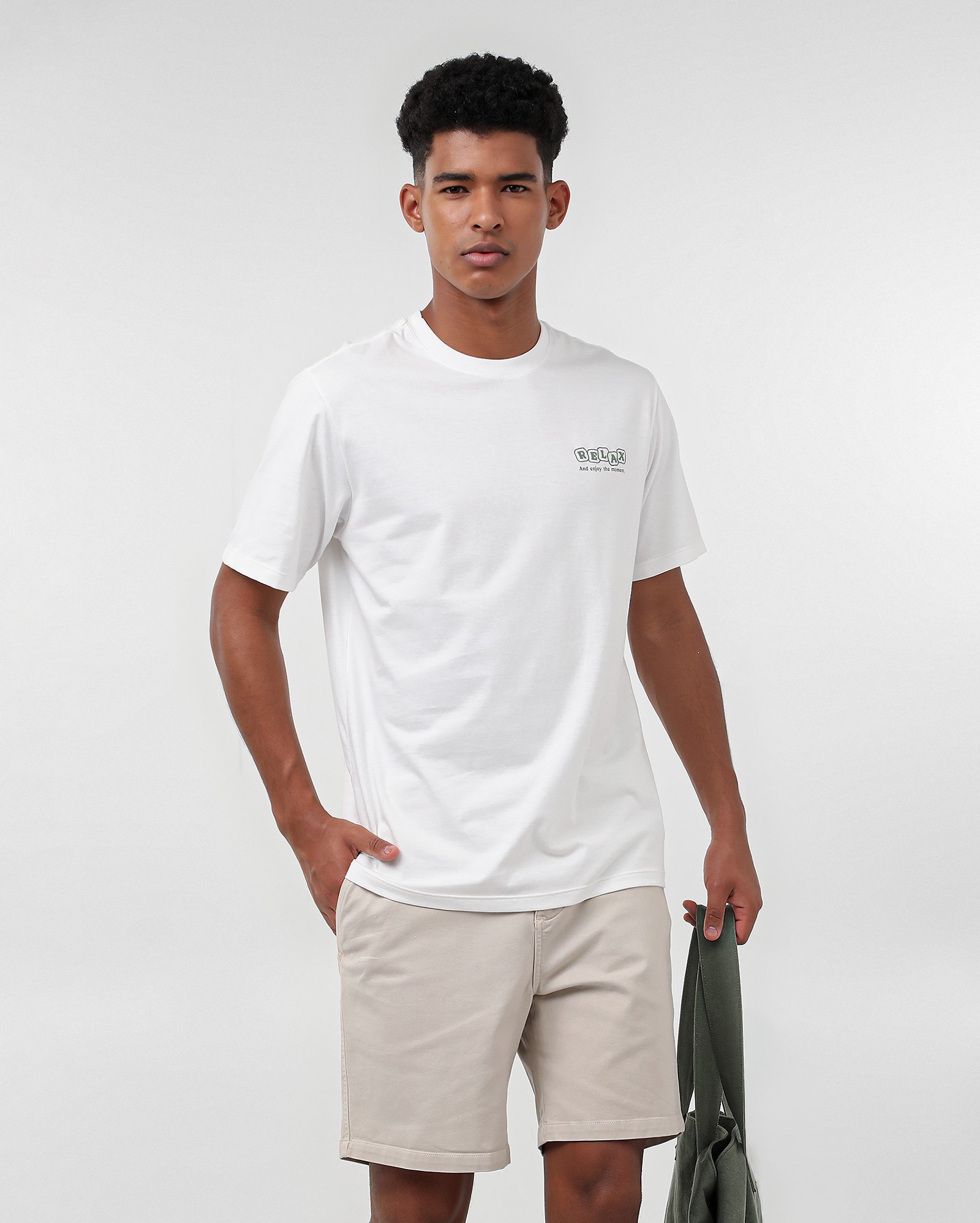 Camiseta masculina regular lettering relax branca | Pool