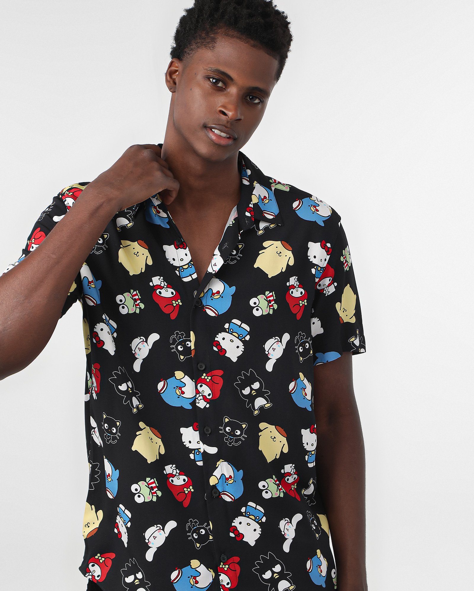 Camisa masculina viscose Sanrio Hello Kitty preta | FANLAB — foto 4