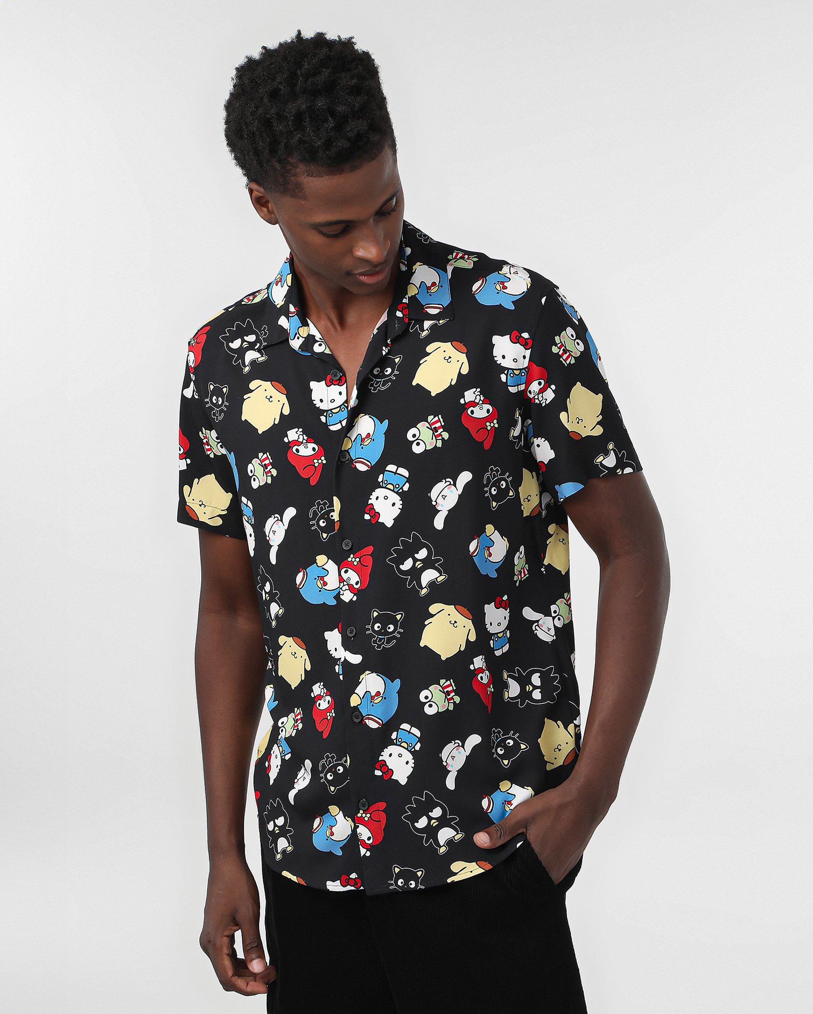 Camisa masculina viscose Sanrio Hello Kitty preta | FANLAB — foto 7