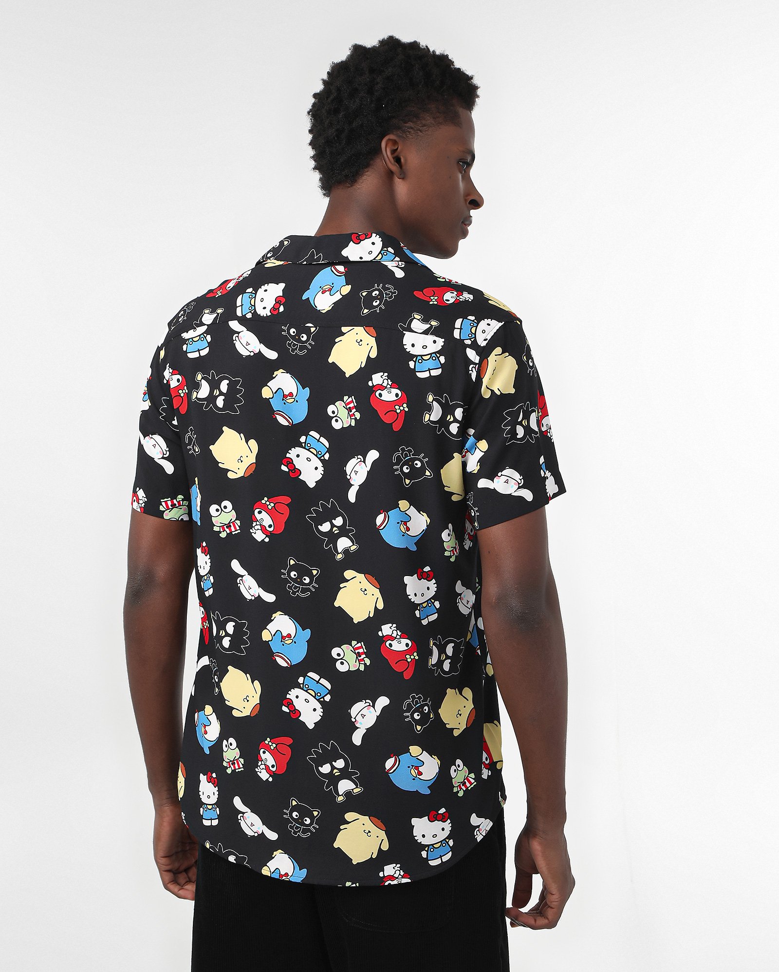 Camisa masculina viscose Sanrio Hello Kitty preta | FANLAB — foto 8