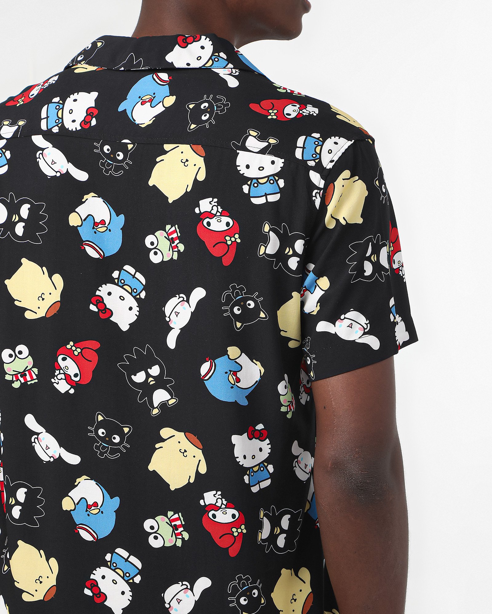 Camisa masculina viscose Sanrio Hello Kitty preta | FANLAB — foto 6