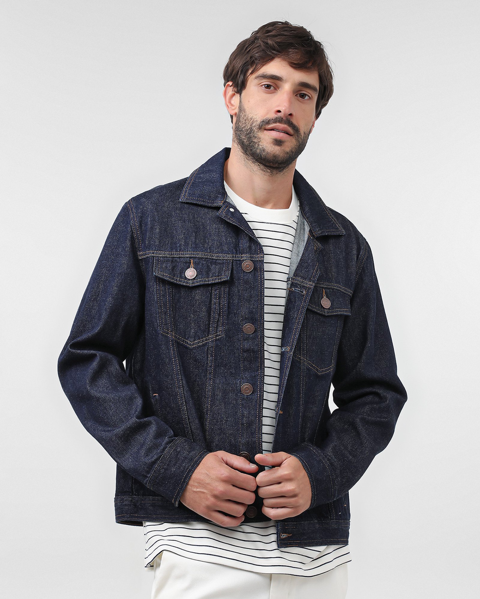 Jaqueta jeans masculina trucker com bolsos - Jeans Escuro | Pool Jeans
