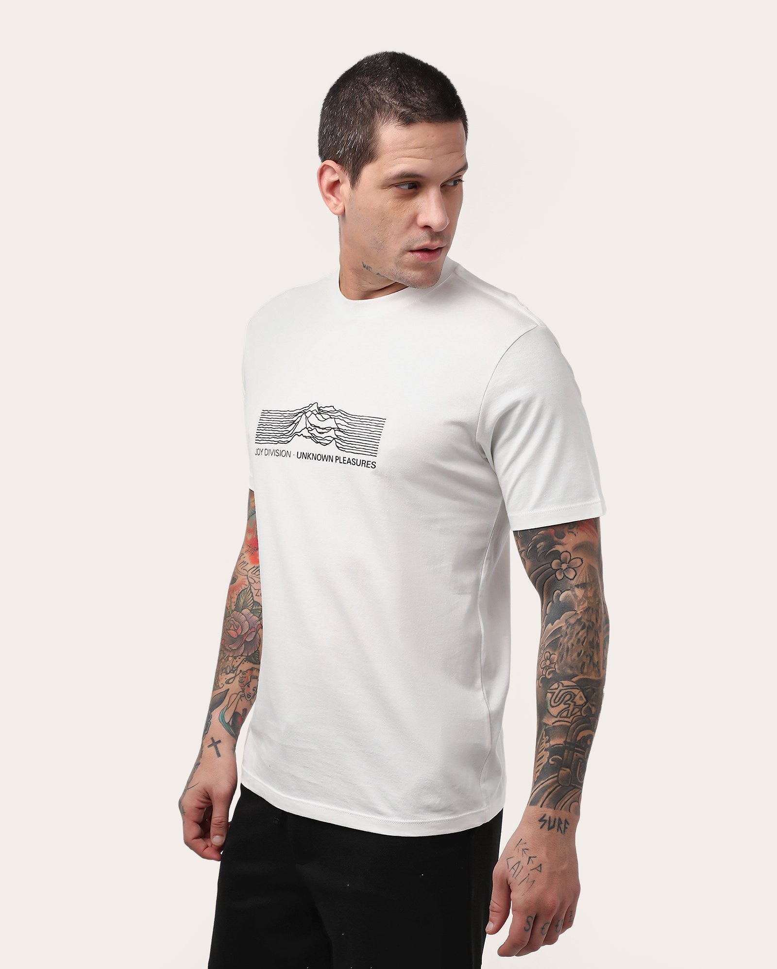 Camiseta masculina estampa unknown pleasures branca | Joy Division