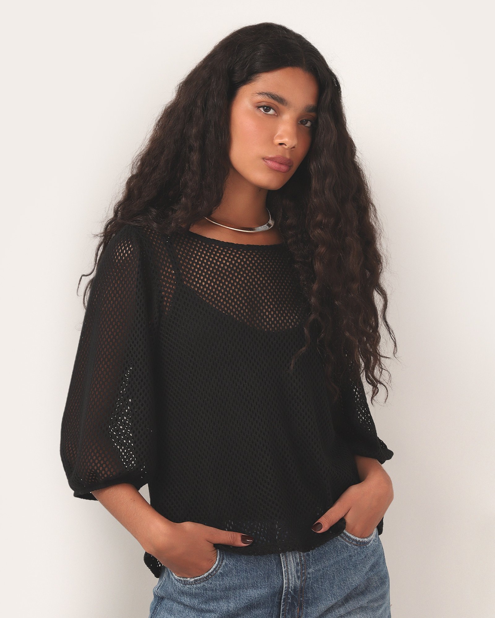Blusa feminina telada com mangas bufantes - Preto | Missinclof + Riachuelo