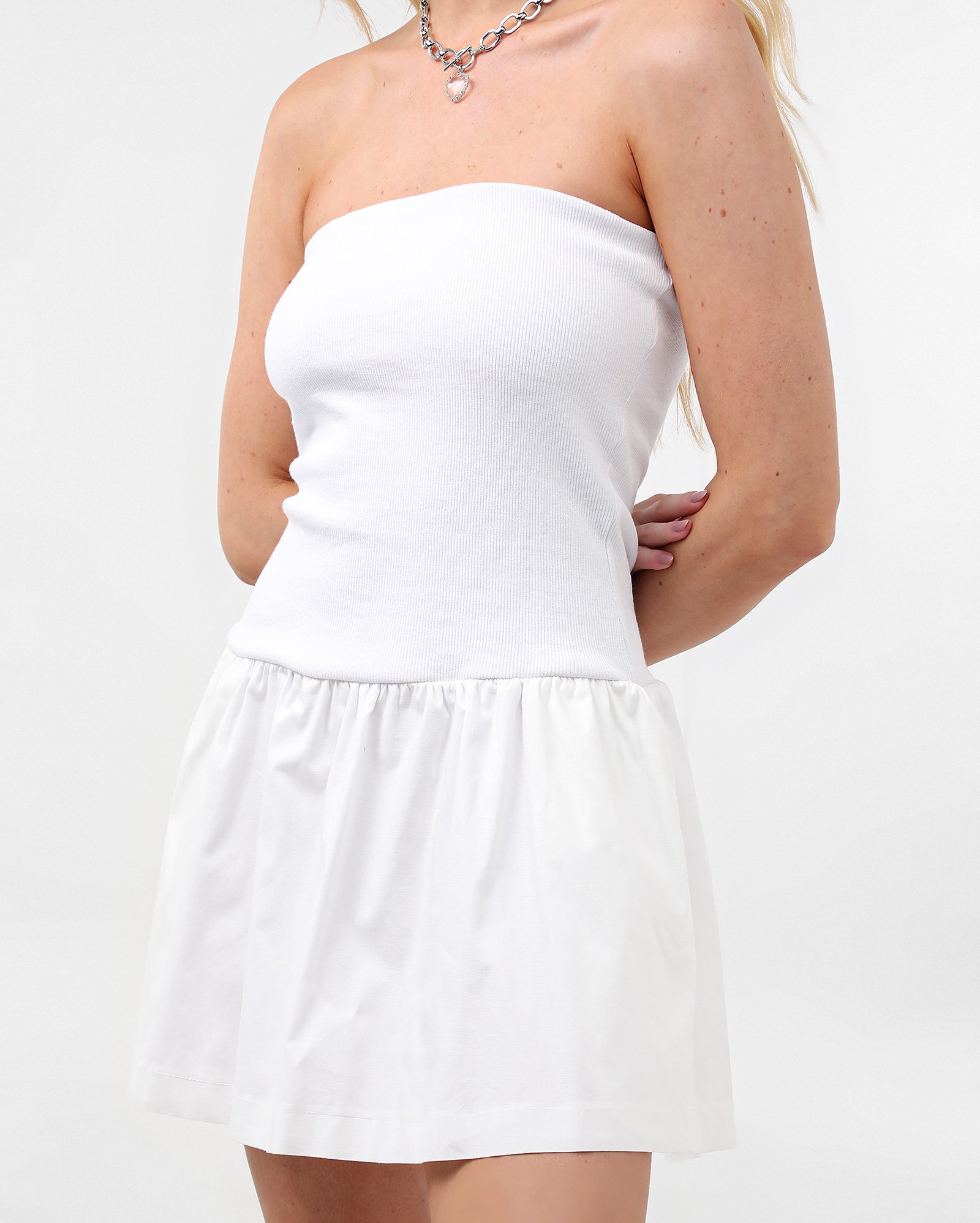 Vestido curto balonê strapless - Branco | Pool — foto 5
