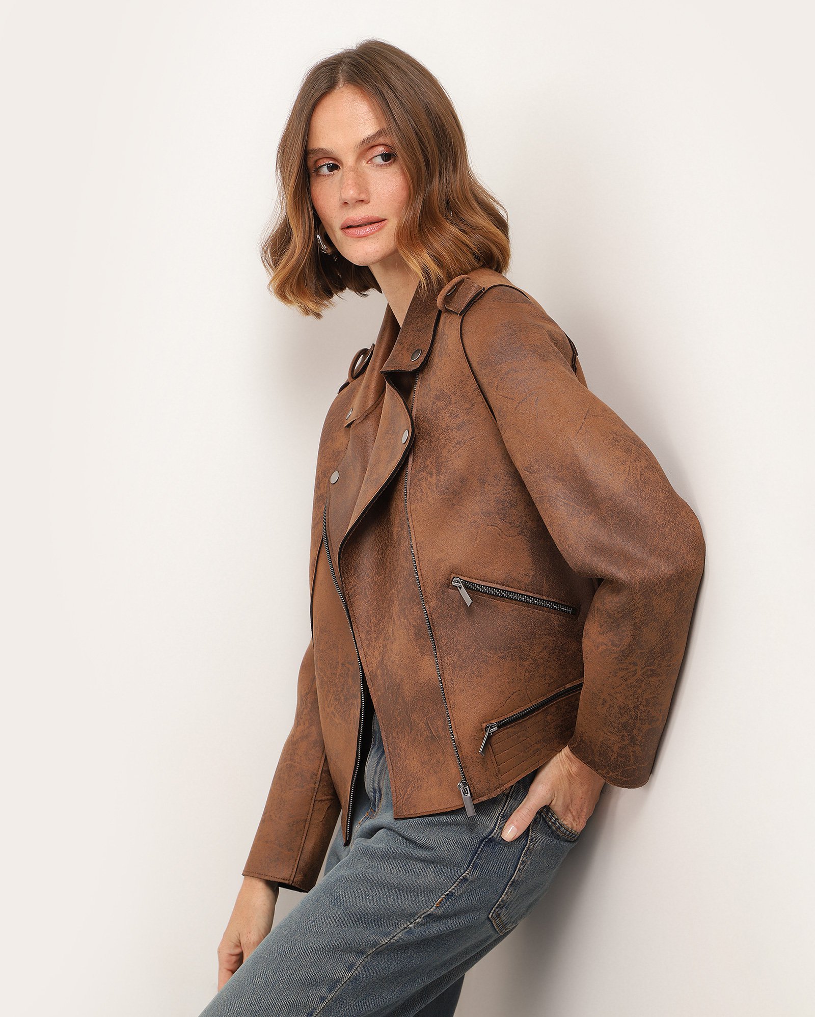 Jaqueta feminina biker estonada marrom | AK by Riachuelo