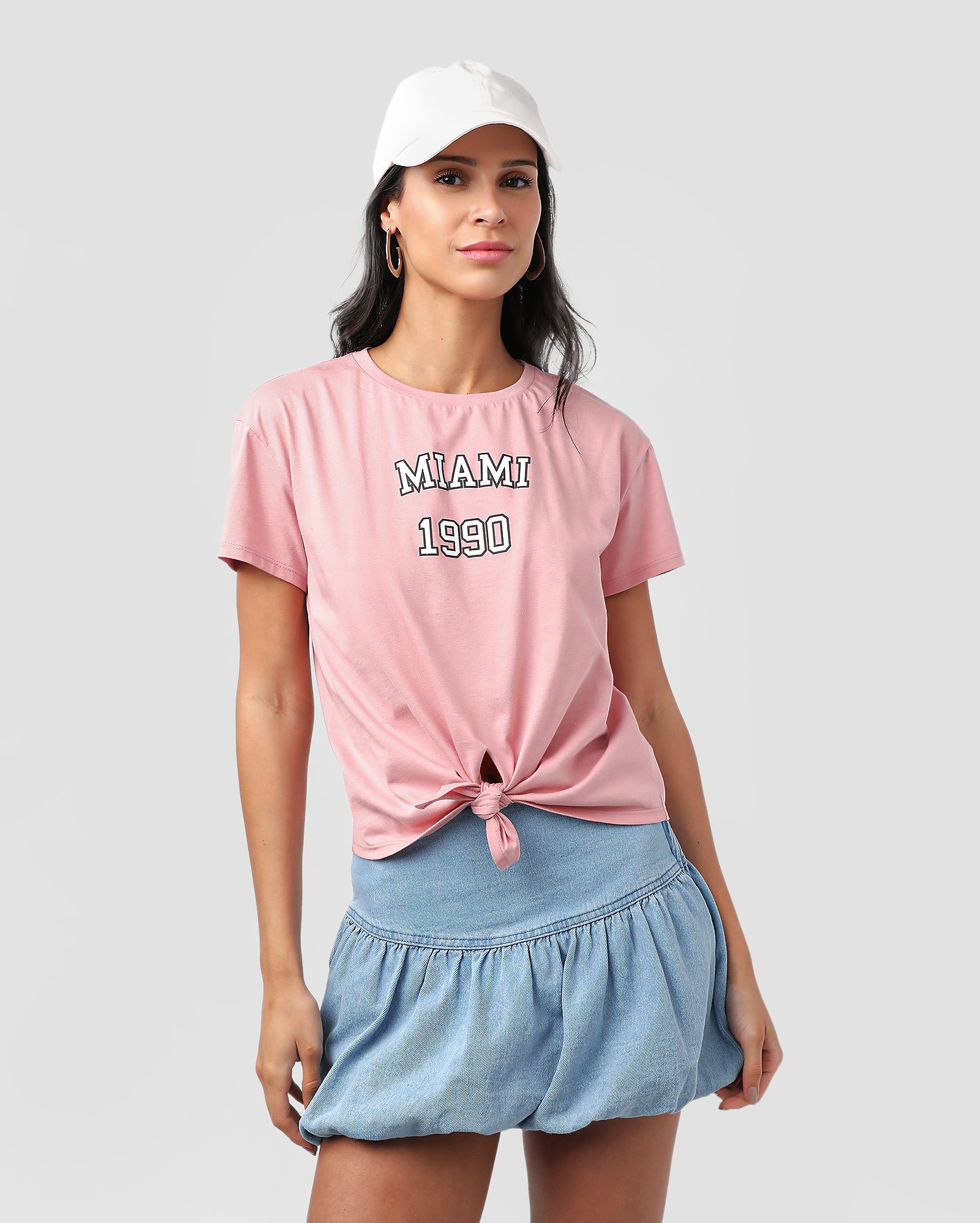 Camiseta feminina manga curta lettering com nó - Rosa | Pool