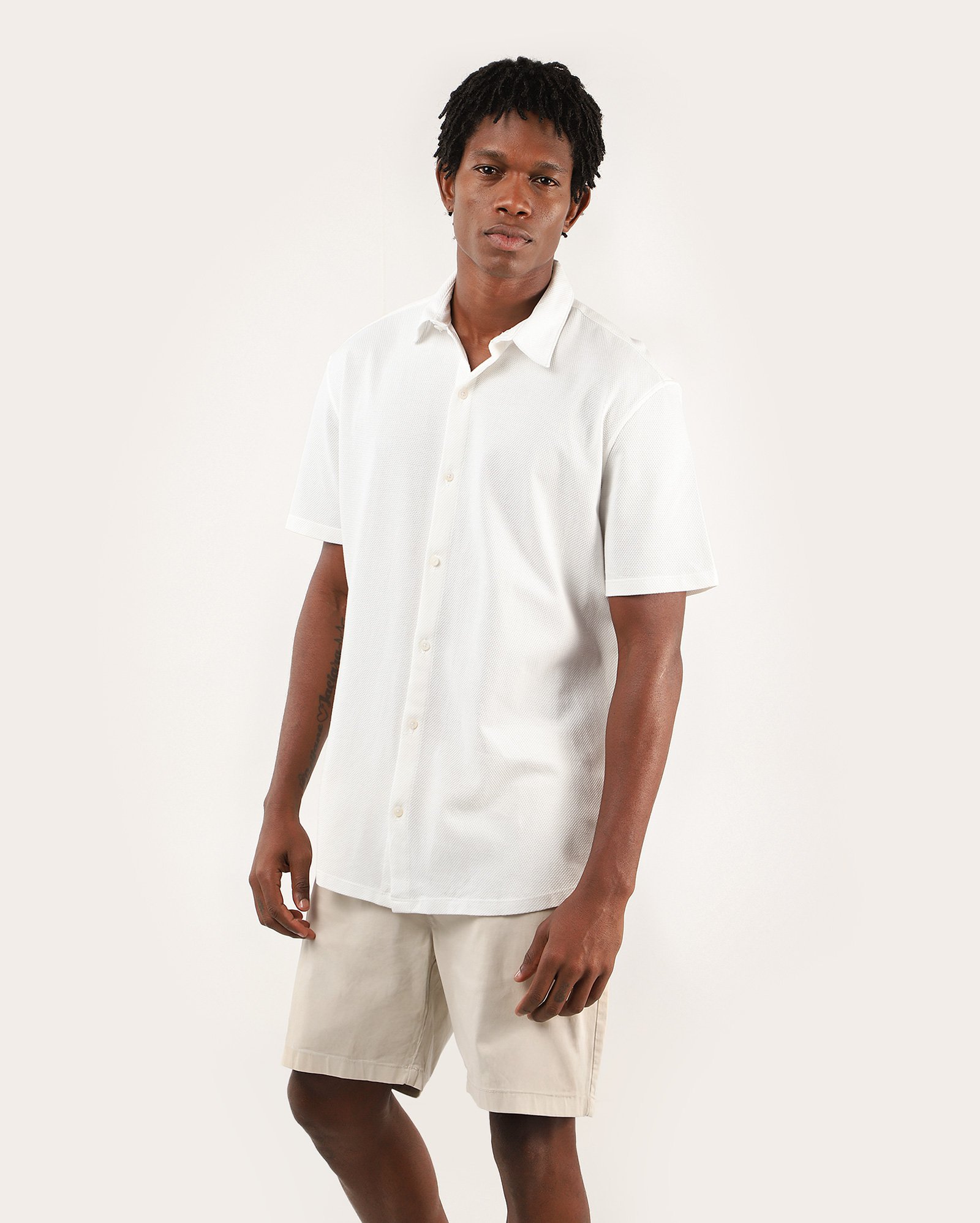 Bermuda sarja masculina reta cós elástico - Bege Claro | Pool Jeans