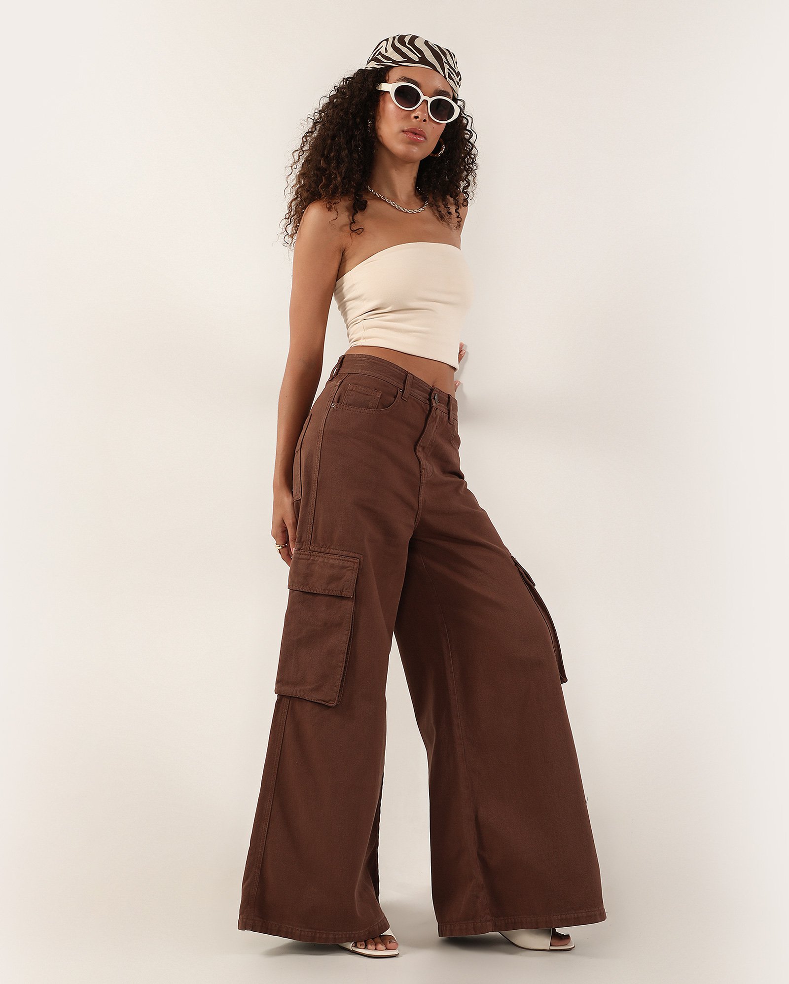 Calça sarja feminina palazzo super ampla cintura alta cargo marrom | Pool Jeans