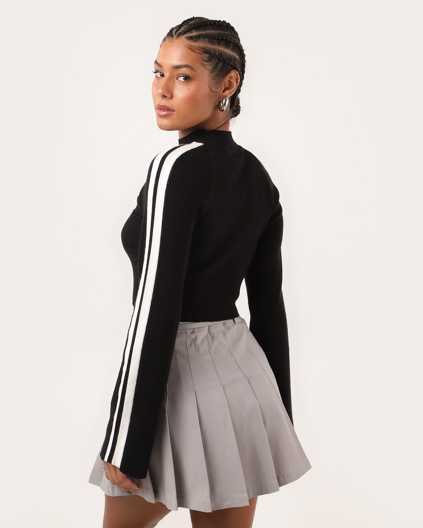 Blusa cropped de tricot canelado manga longa NY - Preto — foto 2