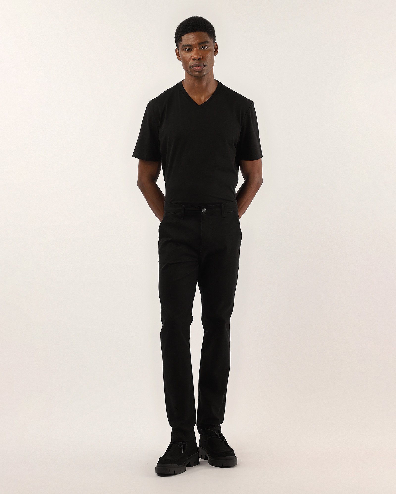 Calça sarja masculina slim chino - Preto | Pool Jeans