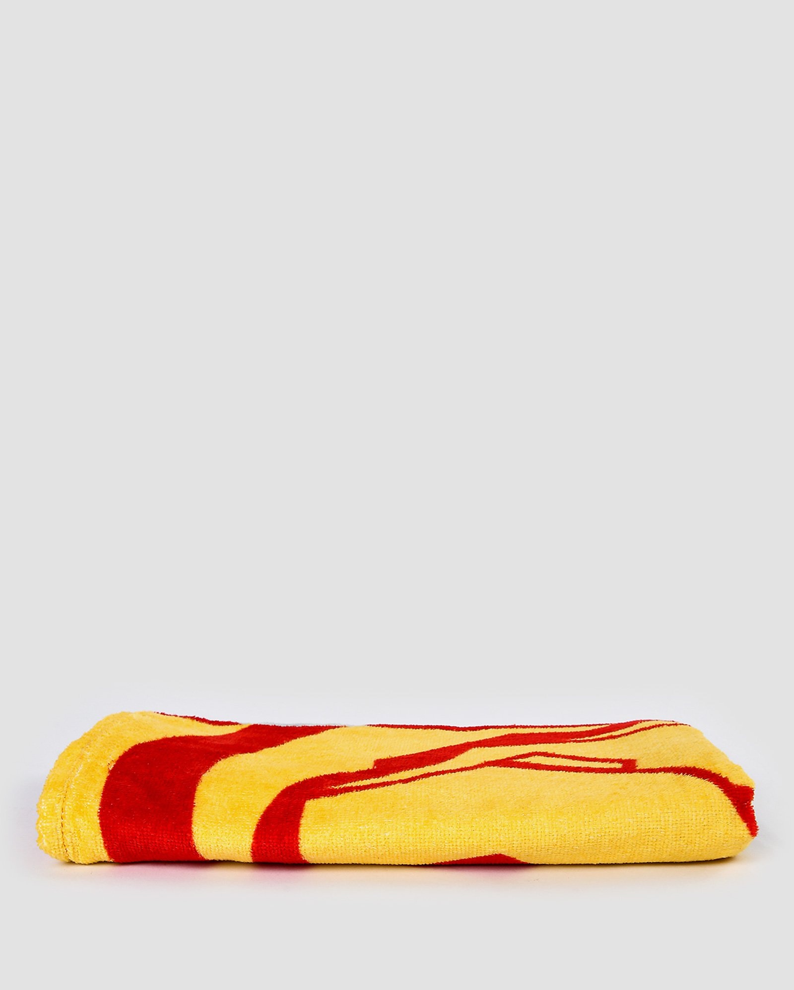 Toalha de banho infantil velour ícones Os Vingadores multicor| Casa Riachuelo