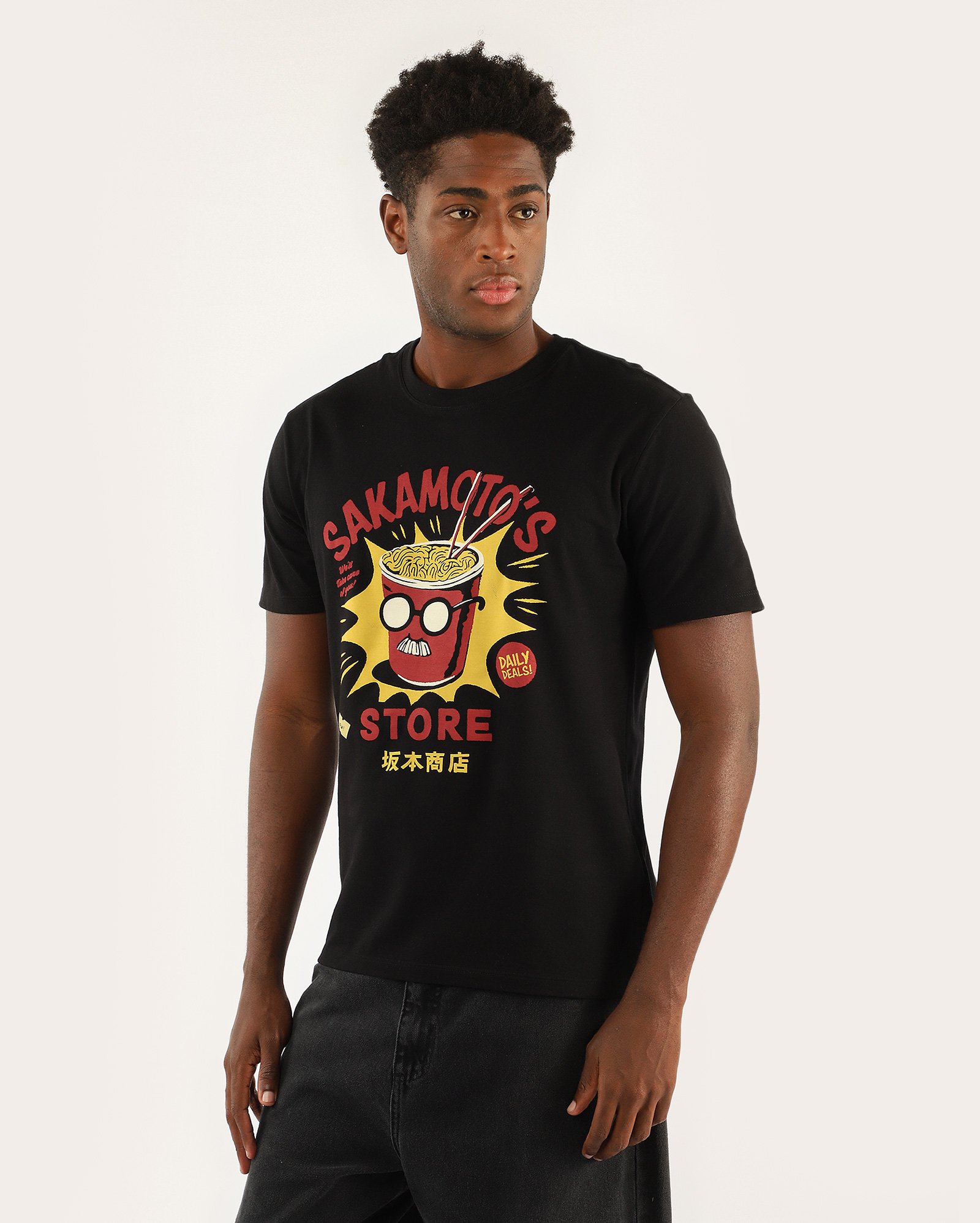 Riachuelo | Camiseta masculina regular Sakamoto Days preta | FANLAB